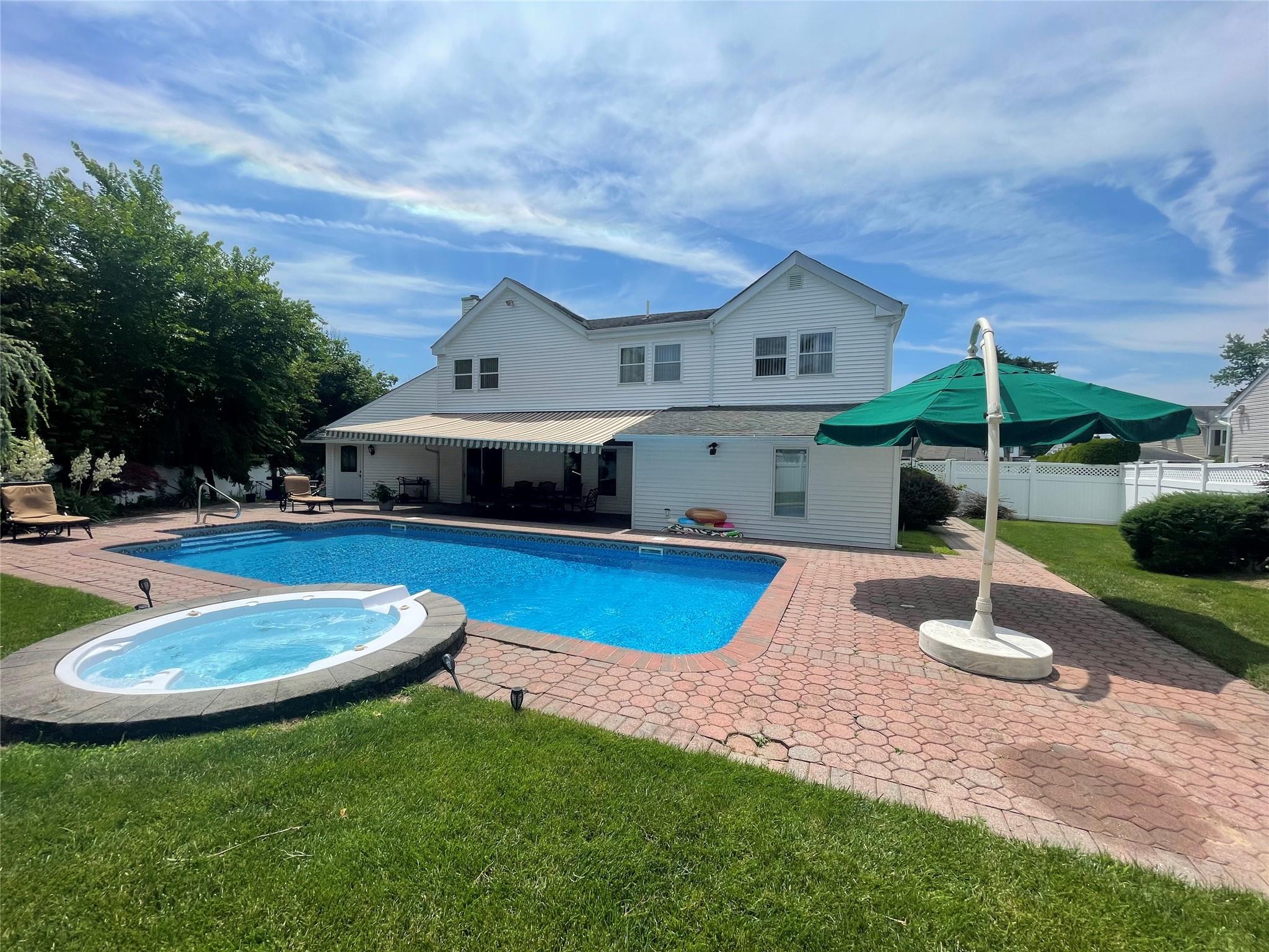 Single Family Constellation  Nassau County, NY 11756, MLS-855409-30