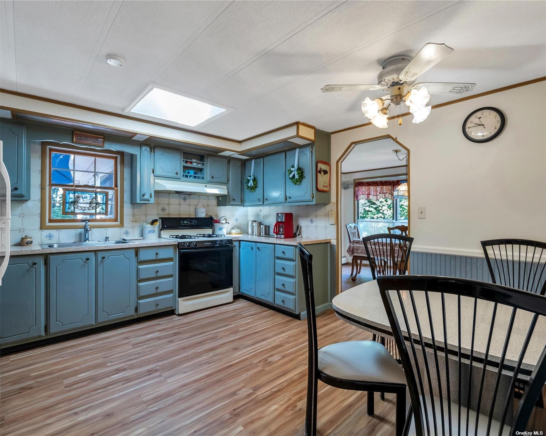 Single Family Middle  Suffolk County, NY 11933, MLS-855435-14