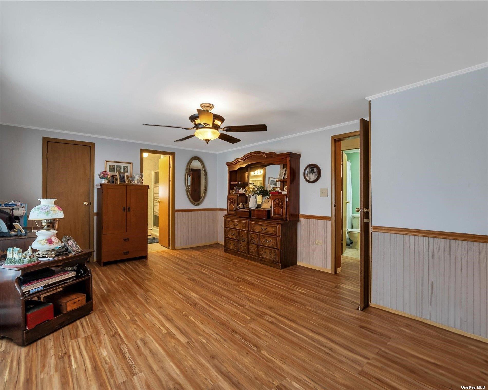 Single Family Middle  Suffolk County, NY 11933, MLS-855435-21