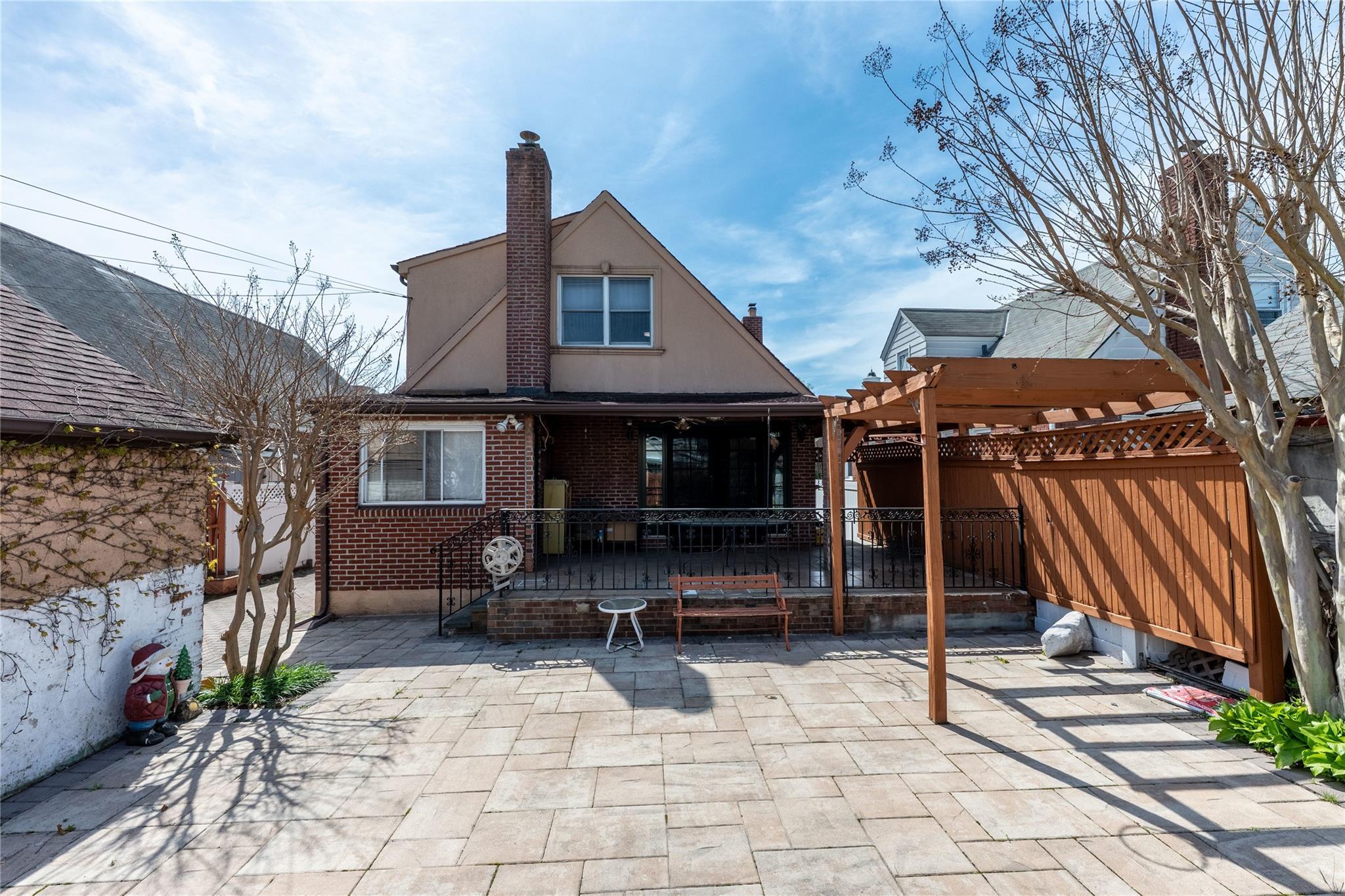 Single Family 214th Street  Queens, NY 11364, MLS-855440-18