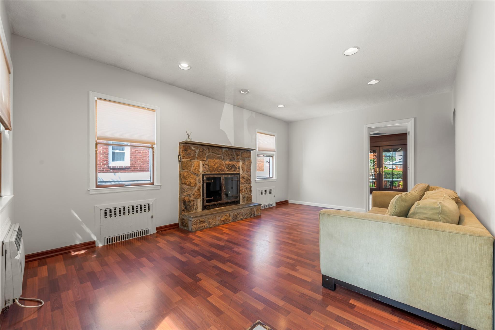 Single Family 214th Street  Queens, NY 11364, MLS-855440-2