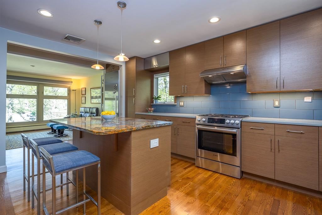 Single Family Steinway  Rockland County, NY 10901, MLS-855442-20