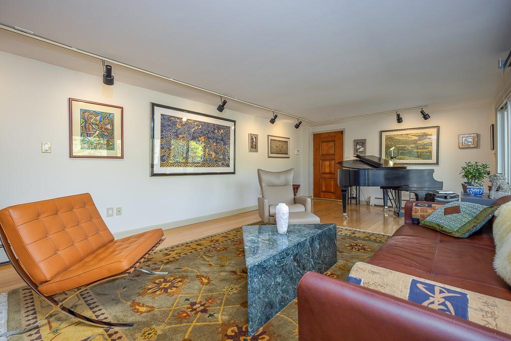 Single Family Steinway  Rockland County, NY 10901, MLS-855442-30