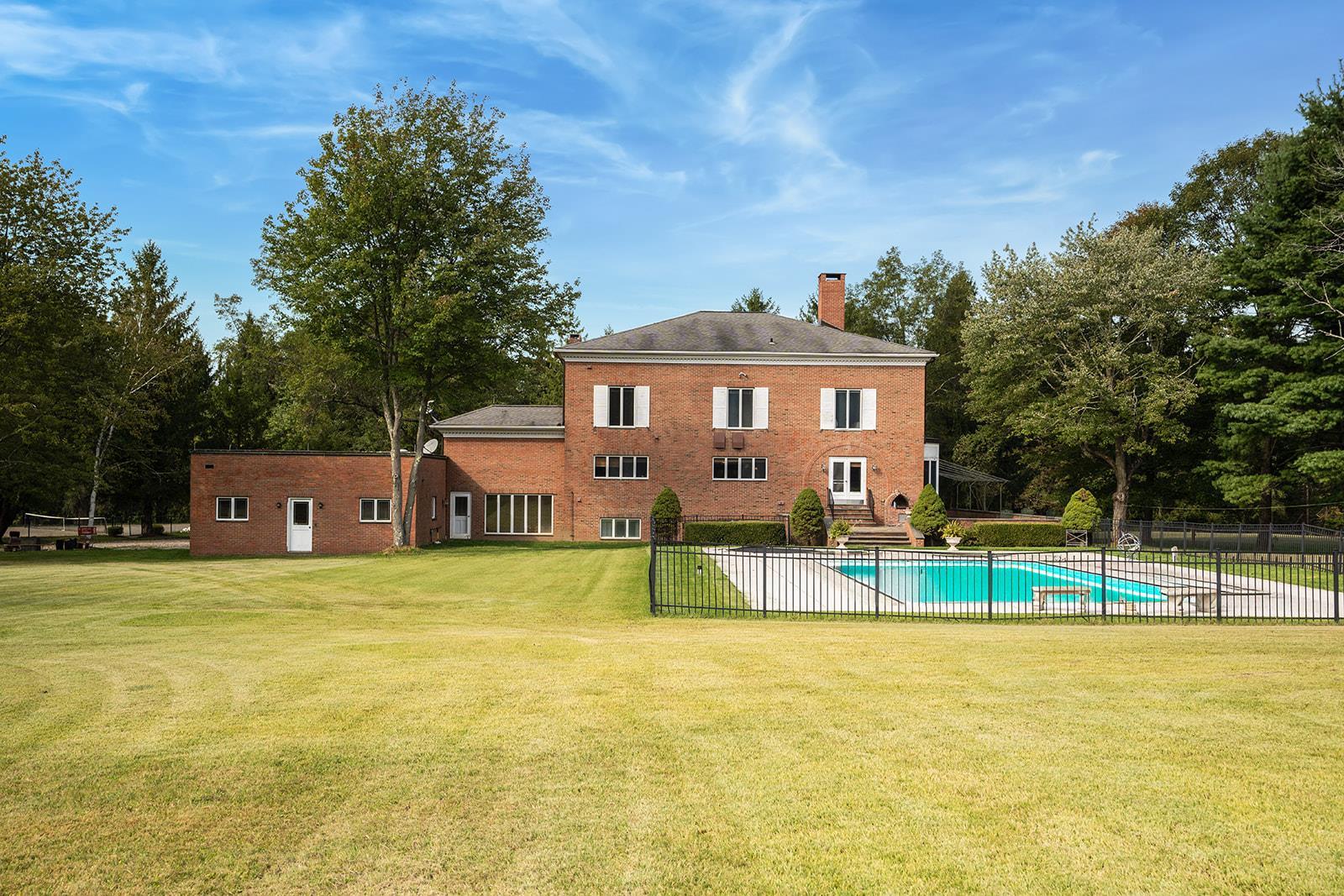 Single Family Quaker Hill  Dutchess County, NY 12564, MLS-855450-41