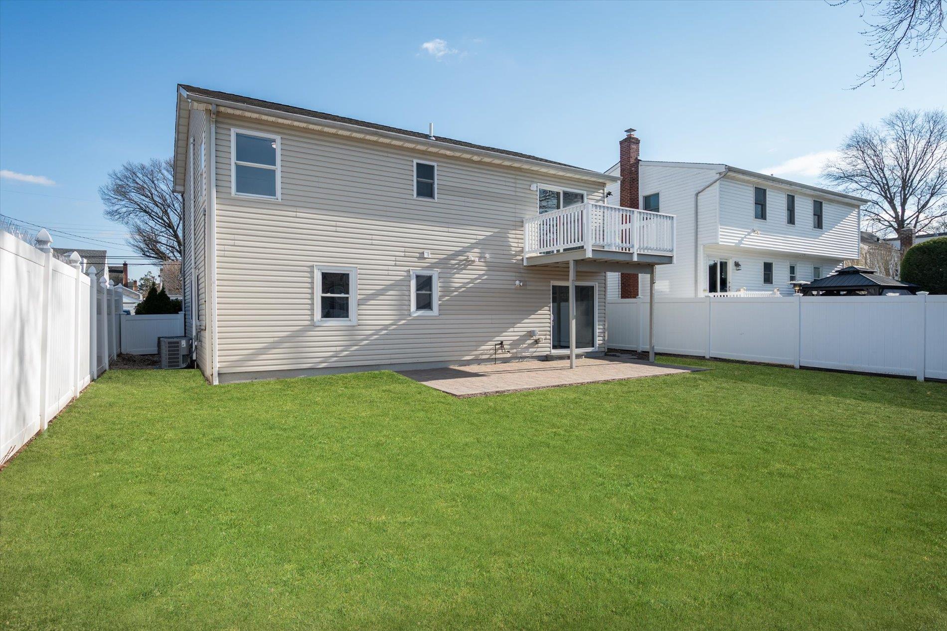 Single Family Fir  Nassau County, NY 11793, MLS-855454-15