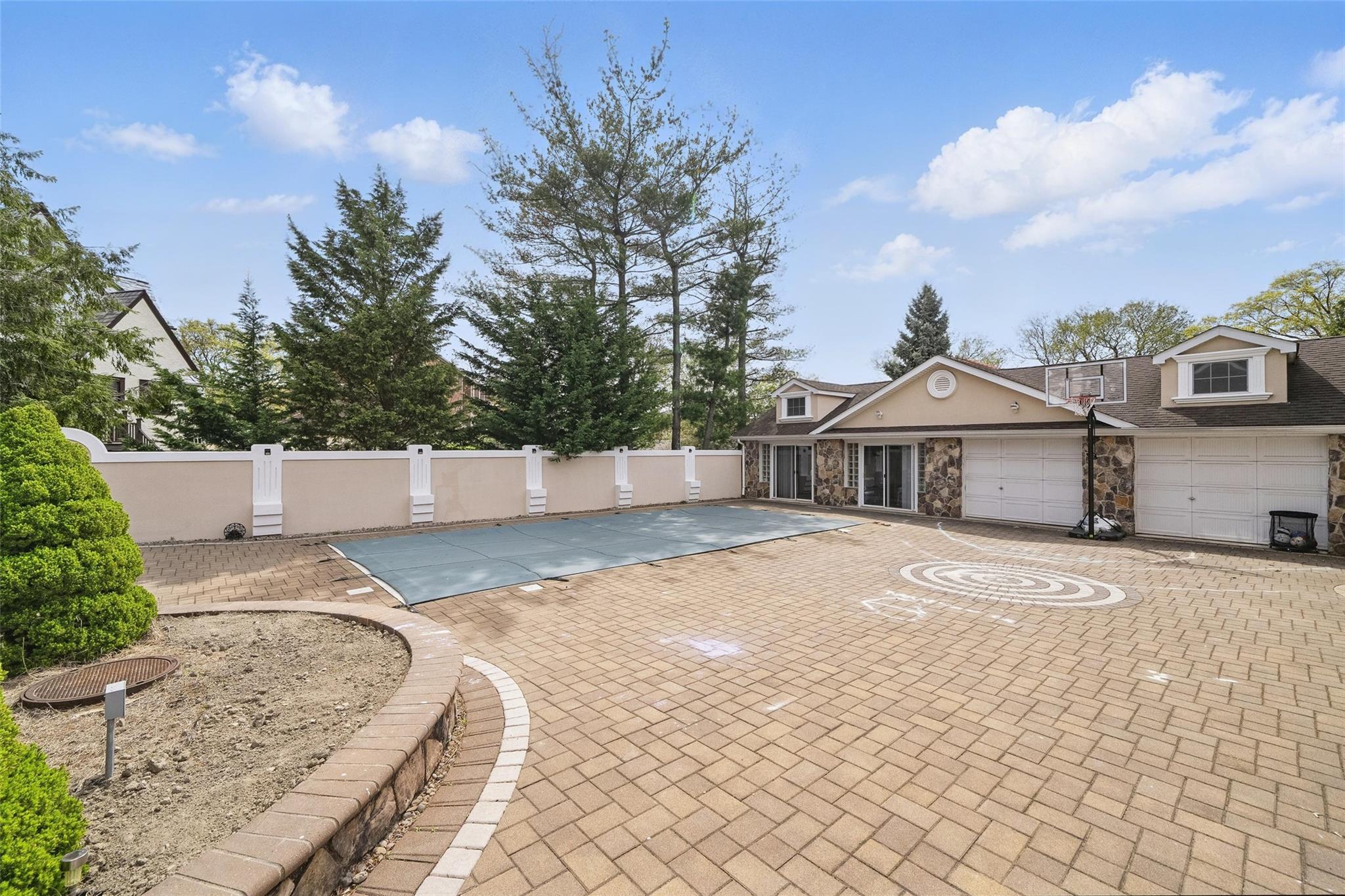 Single Family Polo  Bronx, NY 10465, MLS-855461-40
