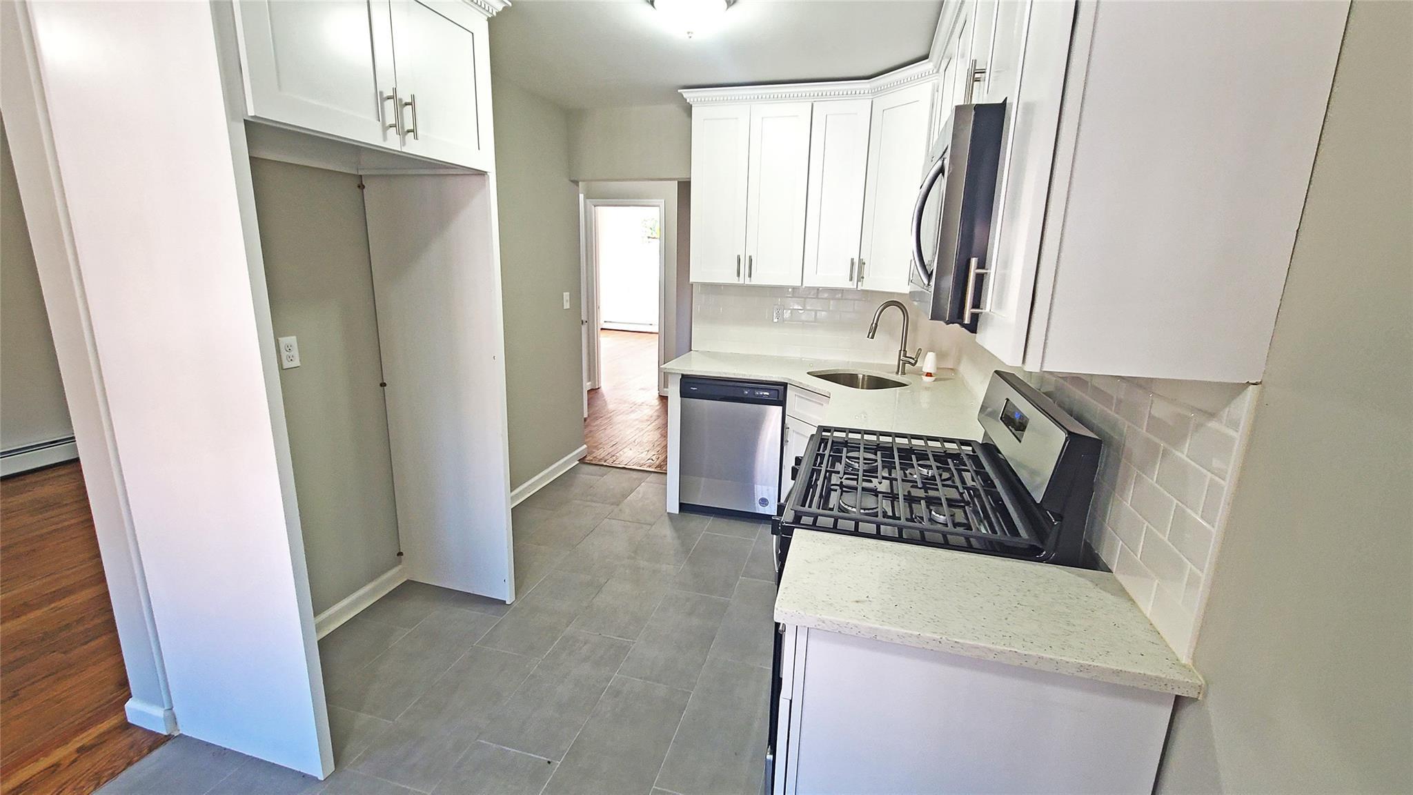 Single Family 96  Brooklyn, NY 11236, MLS-855462-17