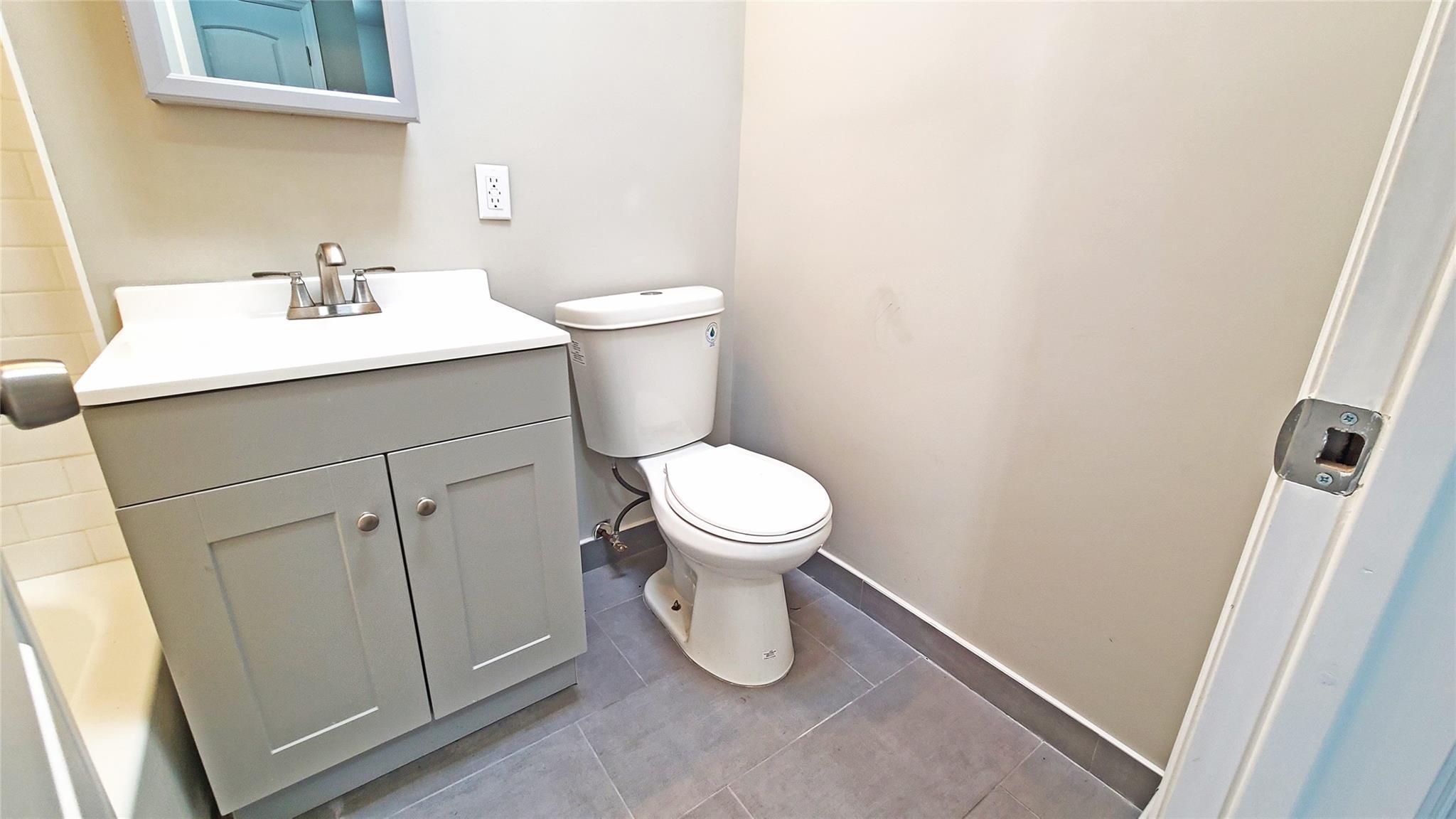 Single Family 96  Brooklyn, NY 11236, MLS-855462-21