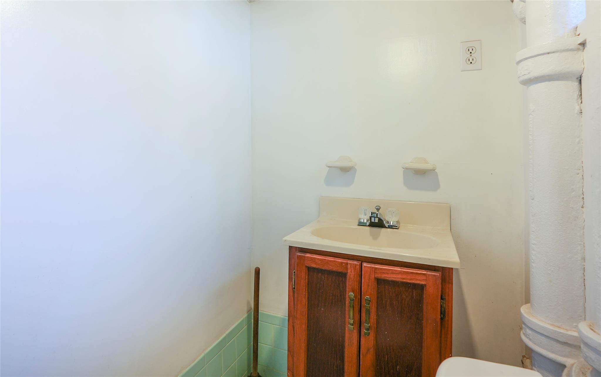 Single Family Olivia  Westchester County, NY 10573, MLS-855467-28