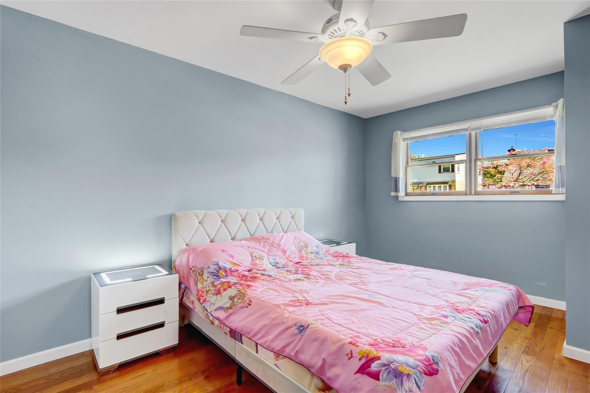 Single Family 142  Queens, NY 11357, MLS-855472-10
