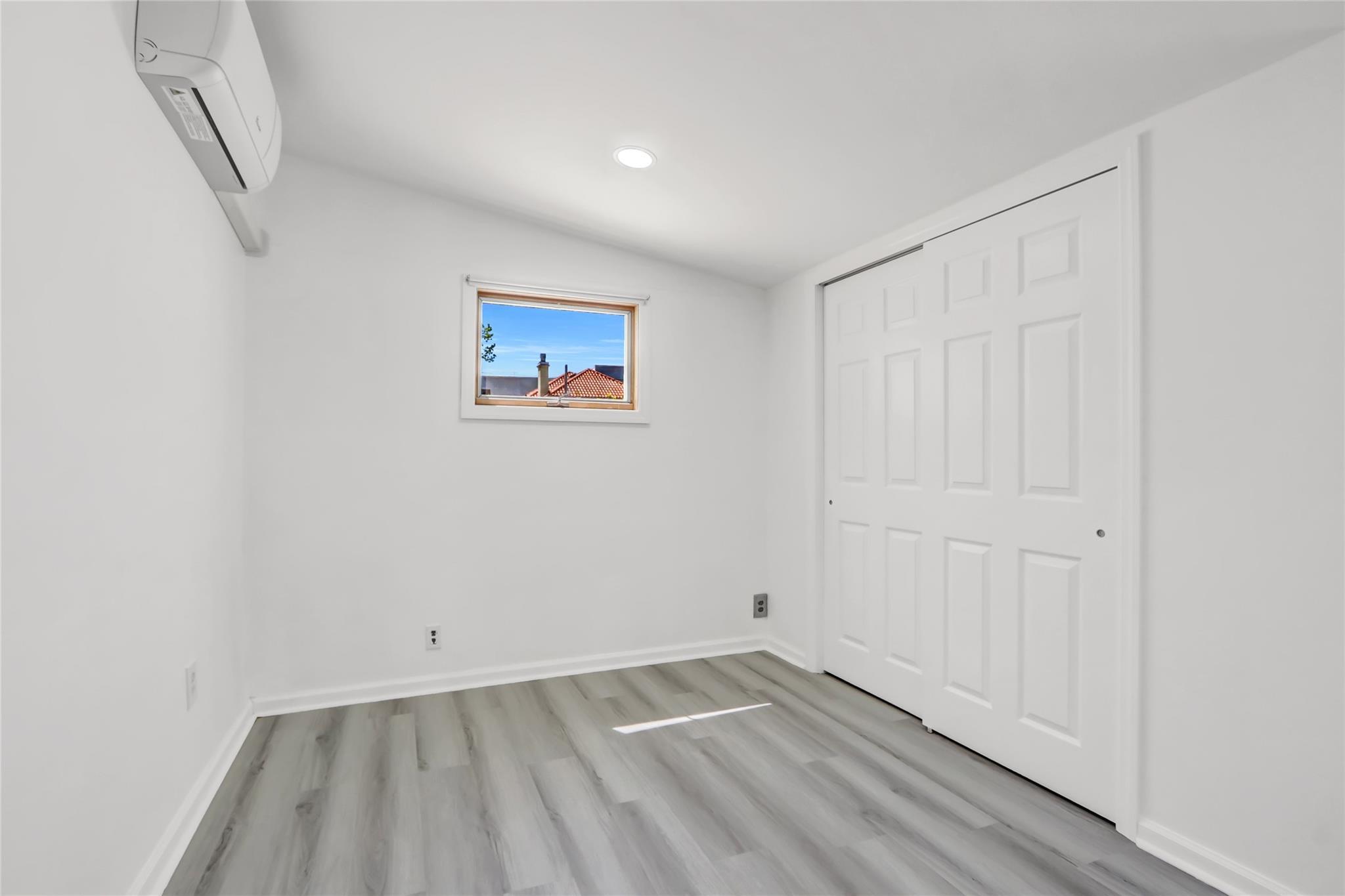 Single Family 142  Queens, NY 11357, MLS-855472-17