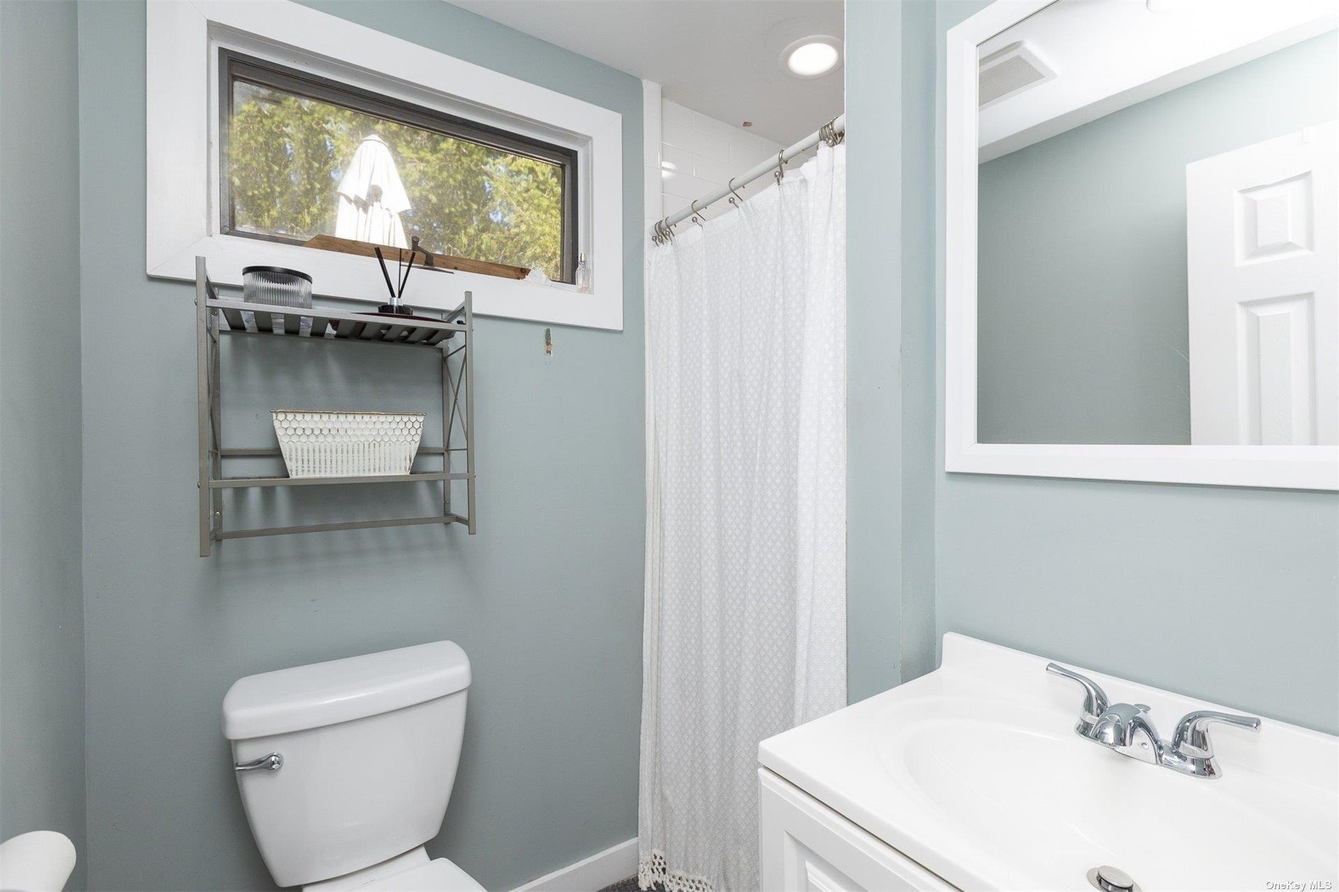 Single Family 3rd  Suffolk County, NY 11792, MLS-855473-13