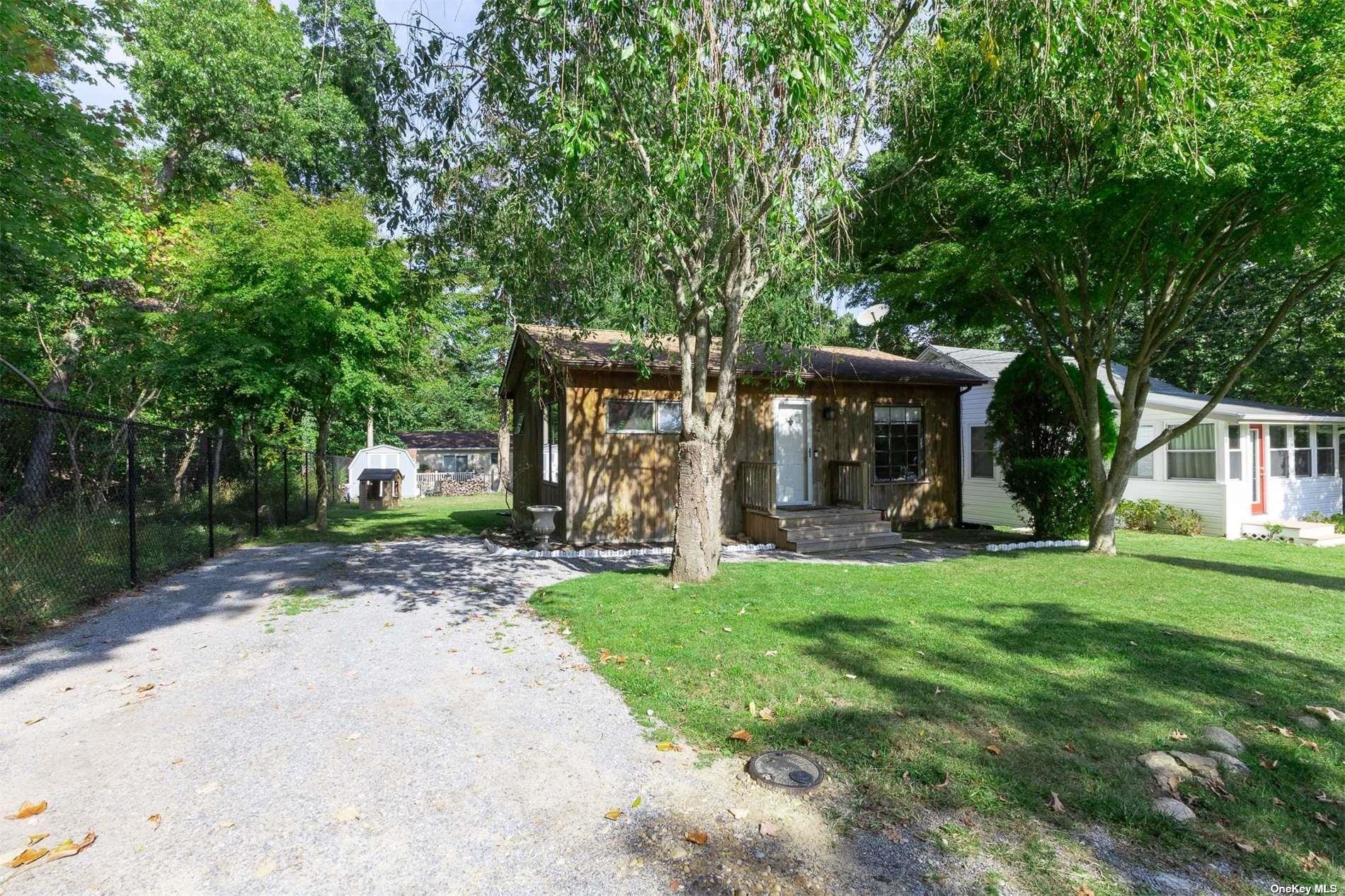 Single Family 3rd  Suffolk County, NY 11792, MLS-855473-3