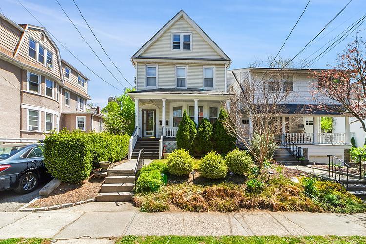 Single Family Parkway  Westchester County, NY 10708, MLS-855476-21