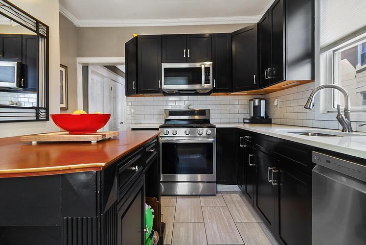 Single Family Parkway  Westchester County, NY 10708, MLS-855476-9