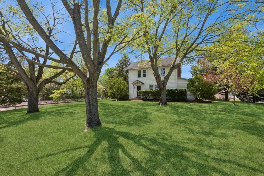 Single Family Hamilton  Suffolk County, NY 11952, MLS-855491-2