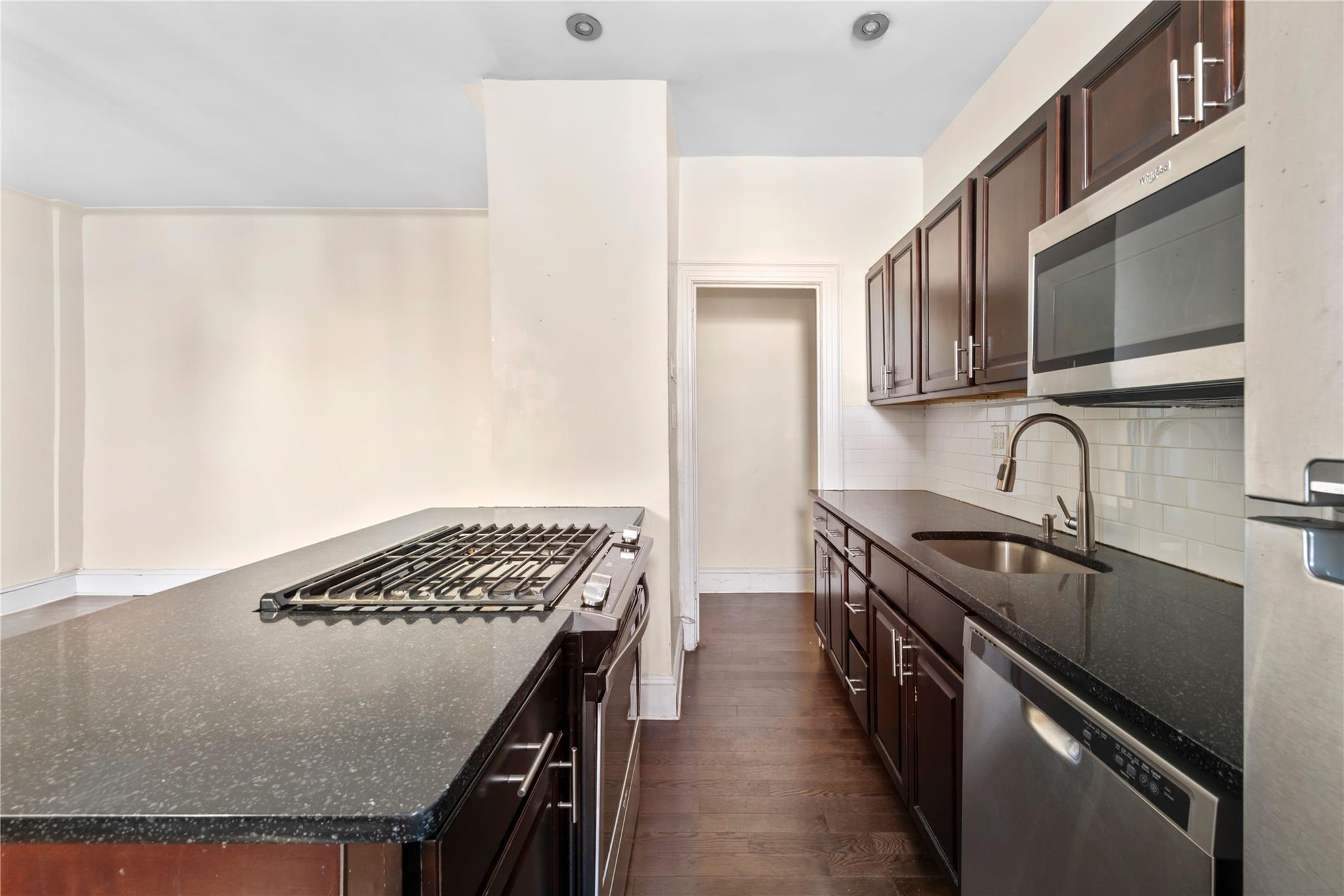 Coop Montgomery  Brooklyn, NY 11225, MLS-855498-3
