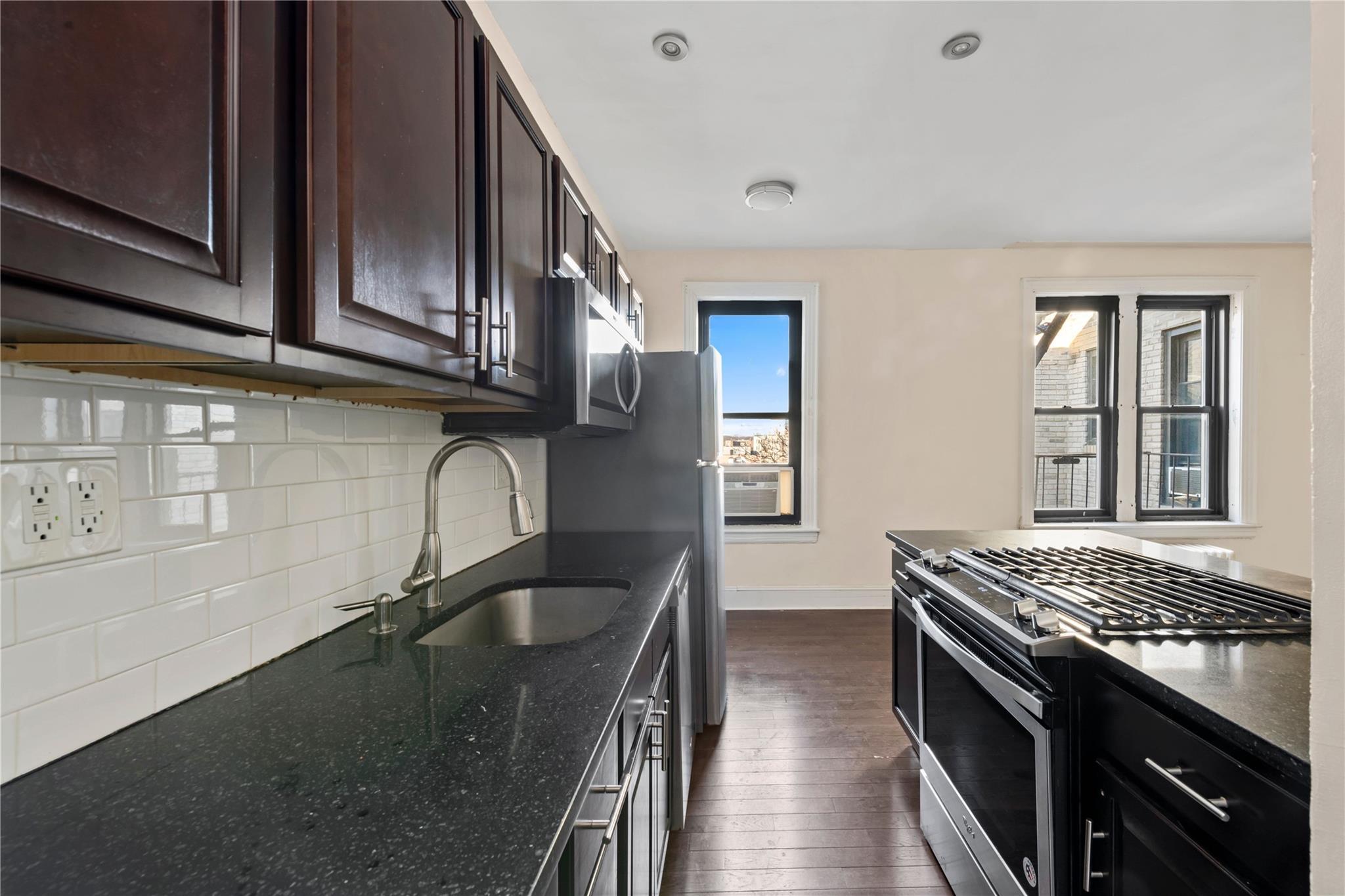 Coop Montgomery  Brooklyn, NY 11225, MLS-855498-4
