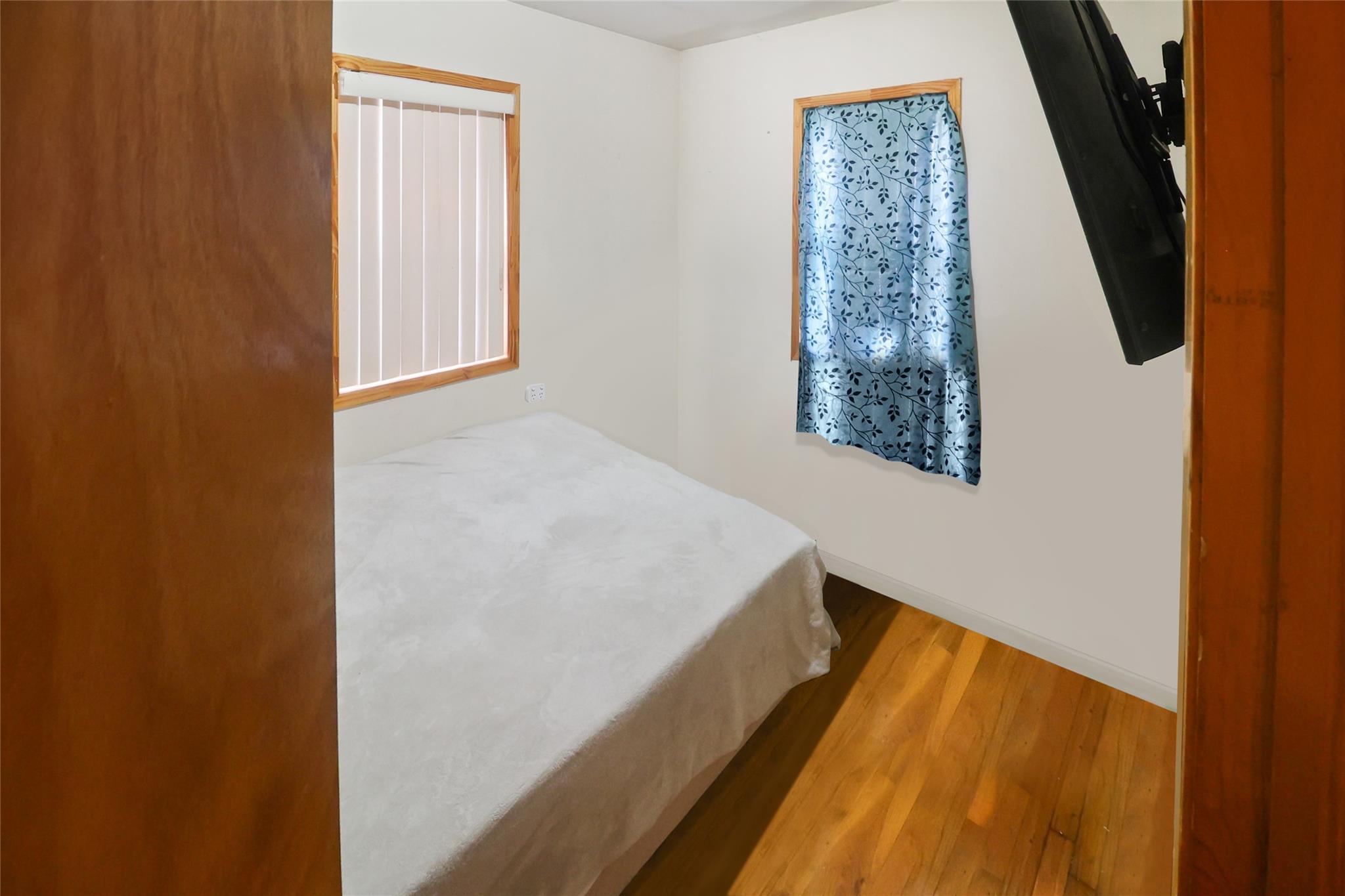 Single Family Laconia  Bronx, NY 10469, MLS-855501-13
