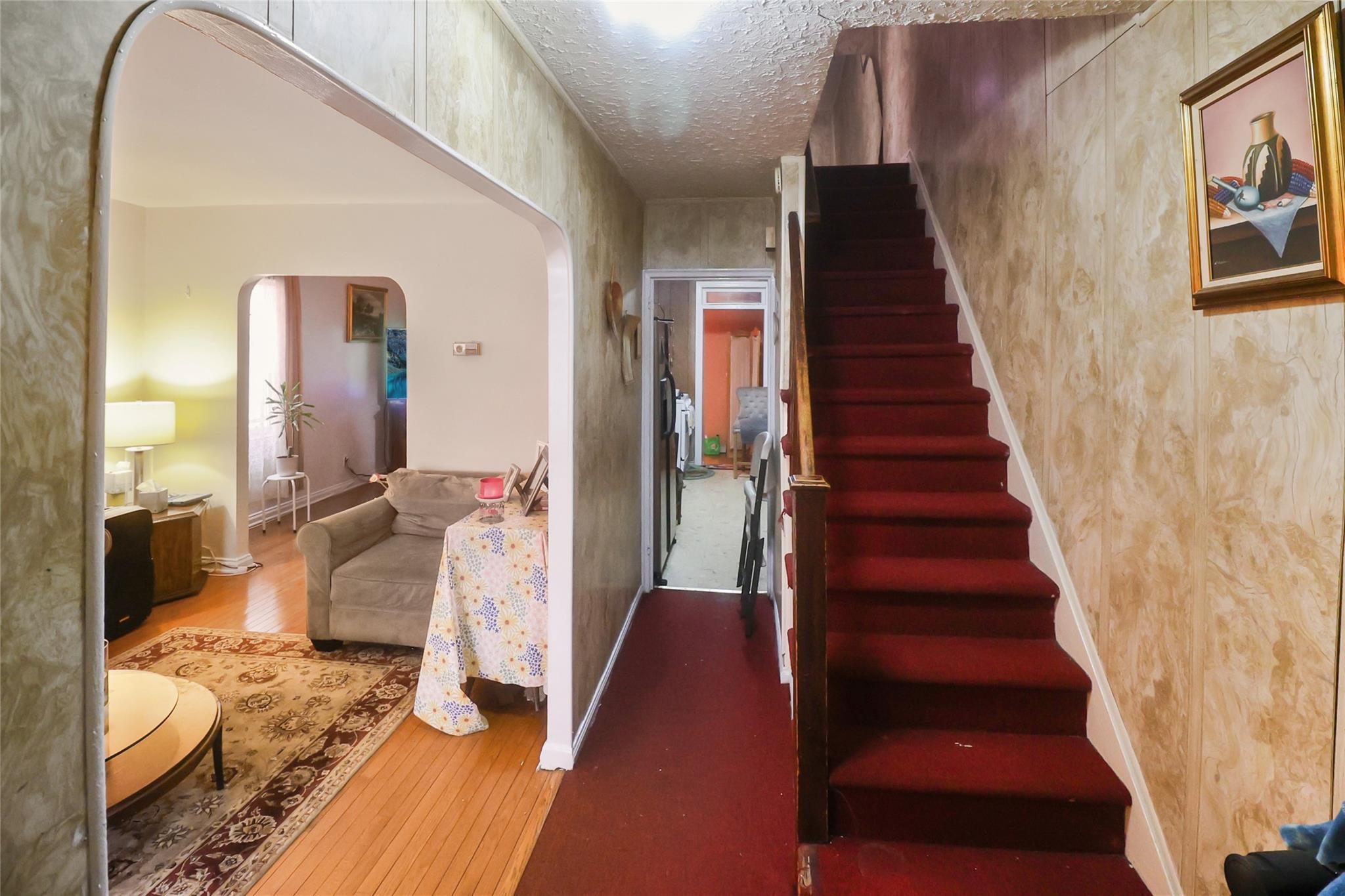 Single Family Laconia  Bronx, NY 10469, MLS-855501-17