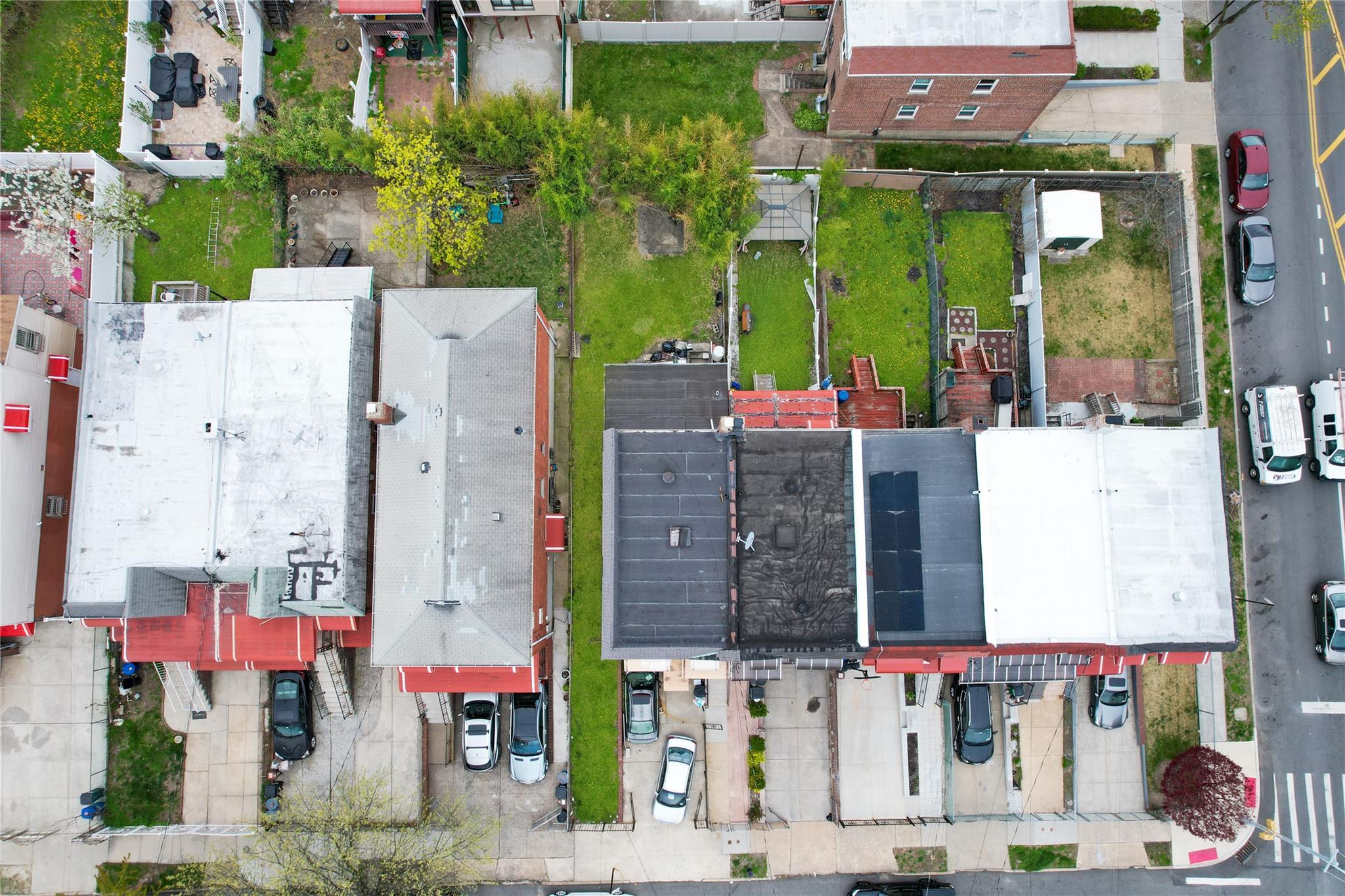 Single Family Laconia  Bronx, NY 10469, MLS-855501-3