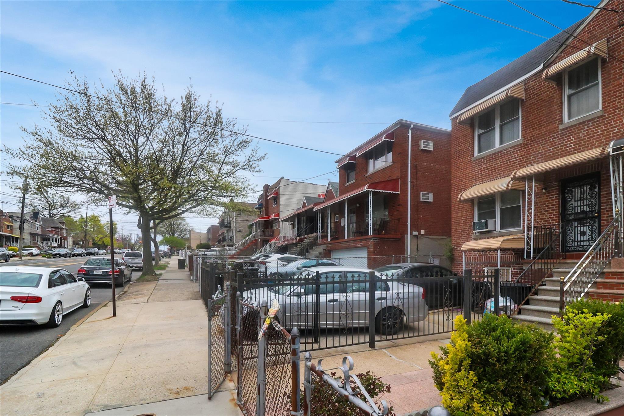 Single Family Laconia  Bronx, NY 10469, MLS-855501-43