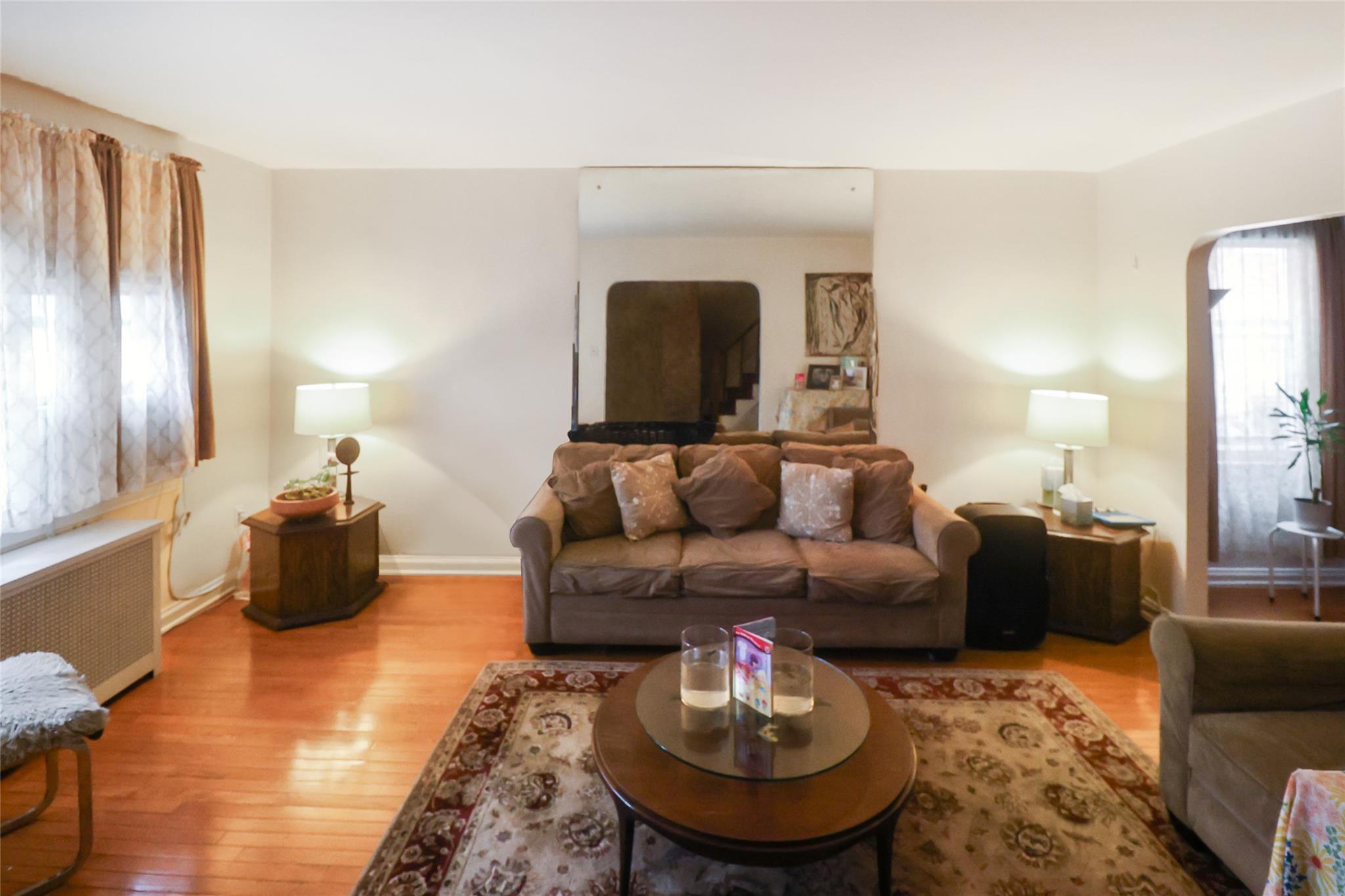 Single Family Laconia  Bronx, NY 10469, MLS-855501-6