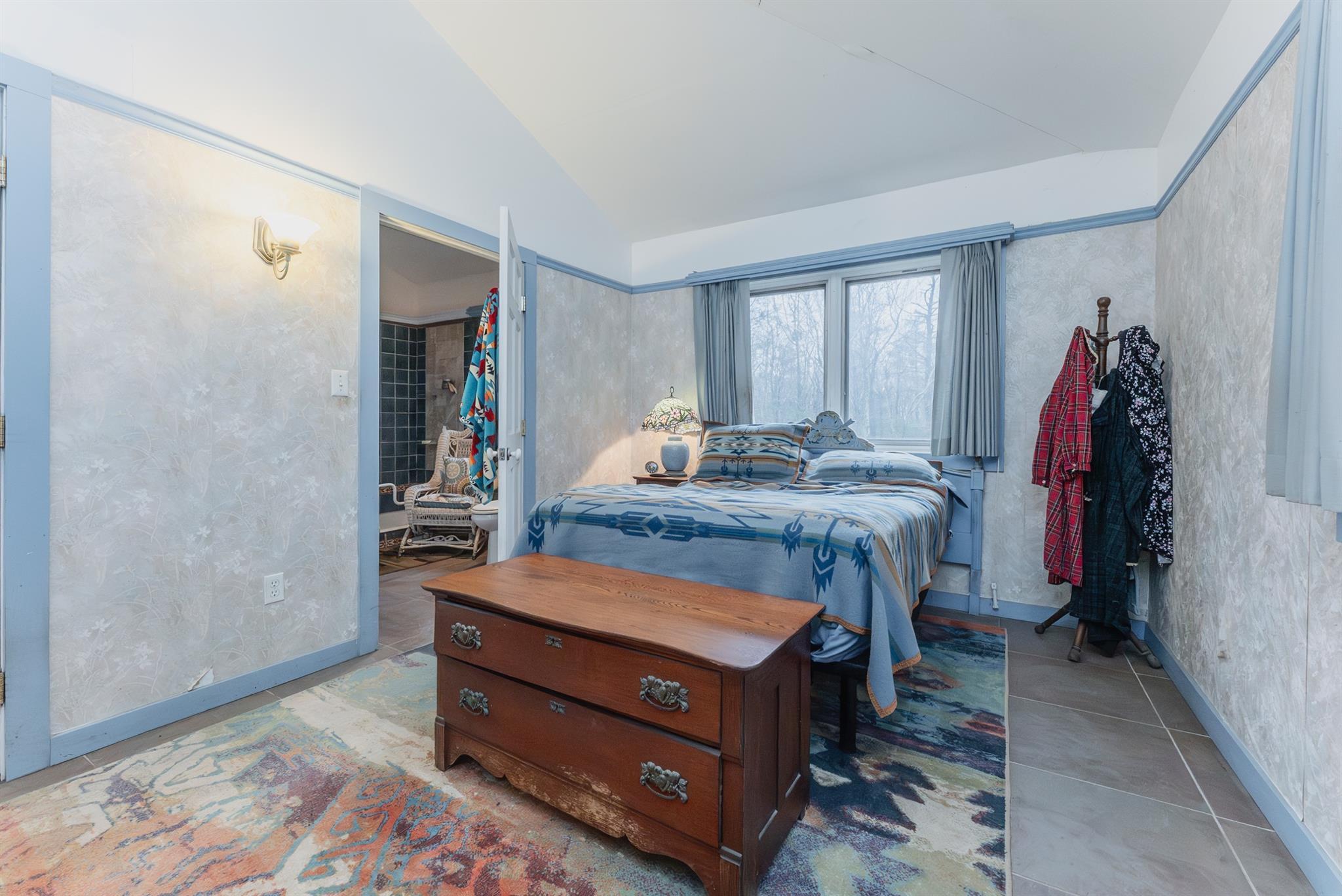 Single Family Circle  Ulster County, NY 12420, MLS-855504-15