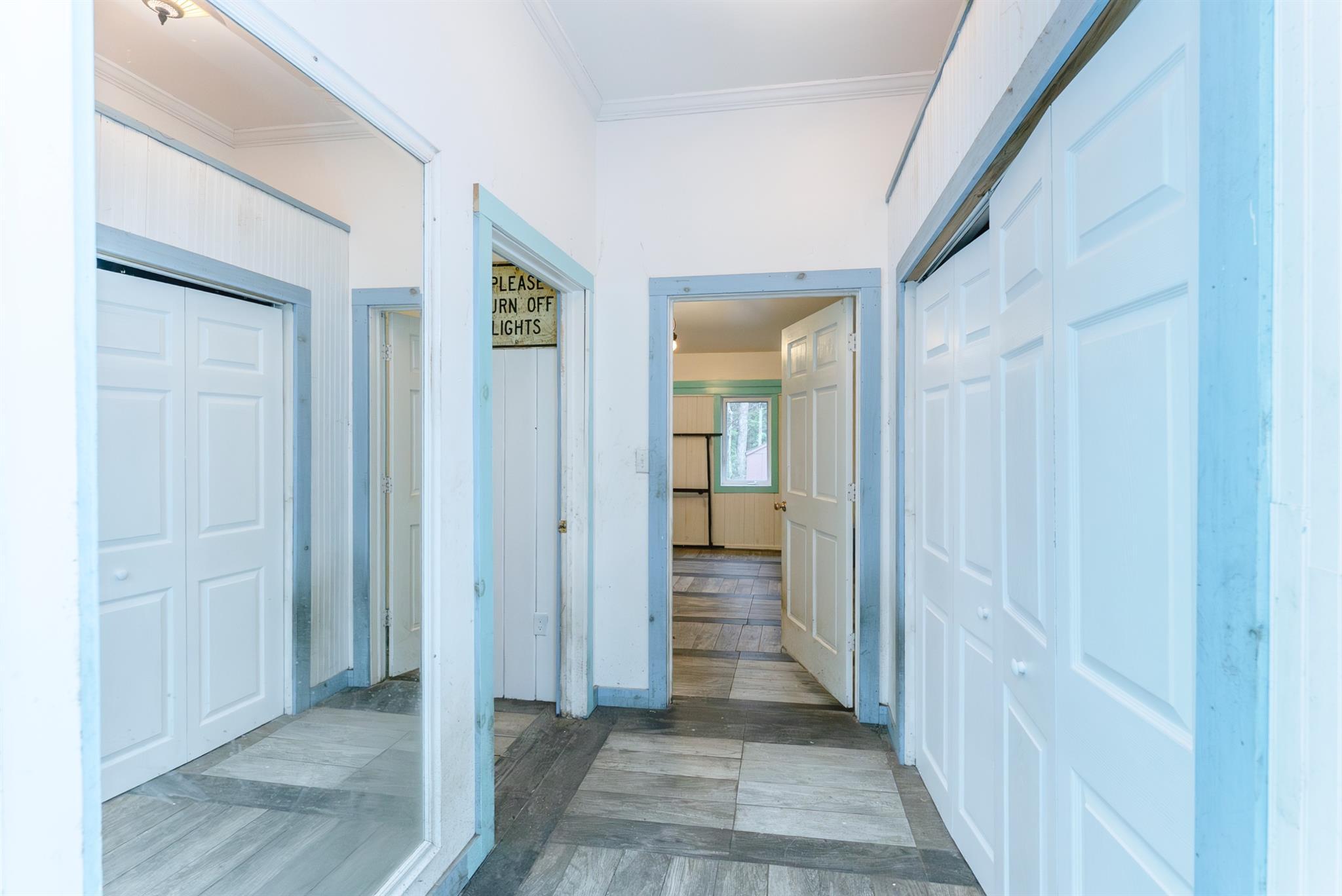 Single Family Circle  Ulster County, NY 12420, MLS-855504-23