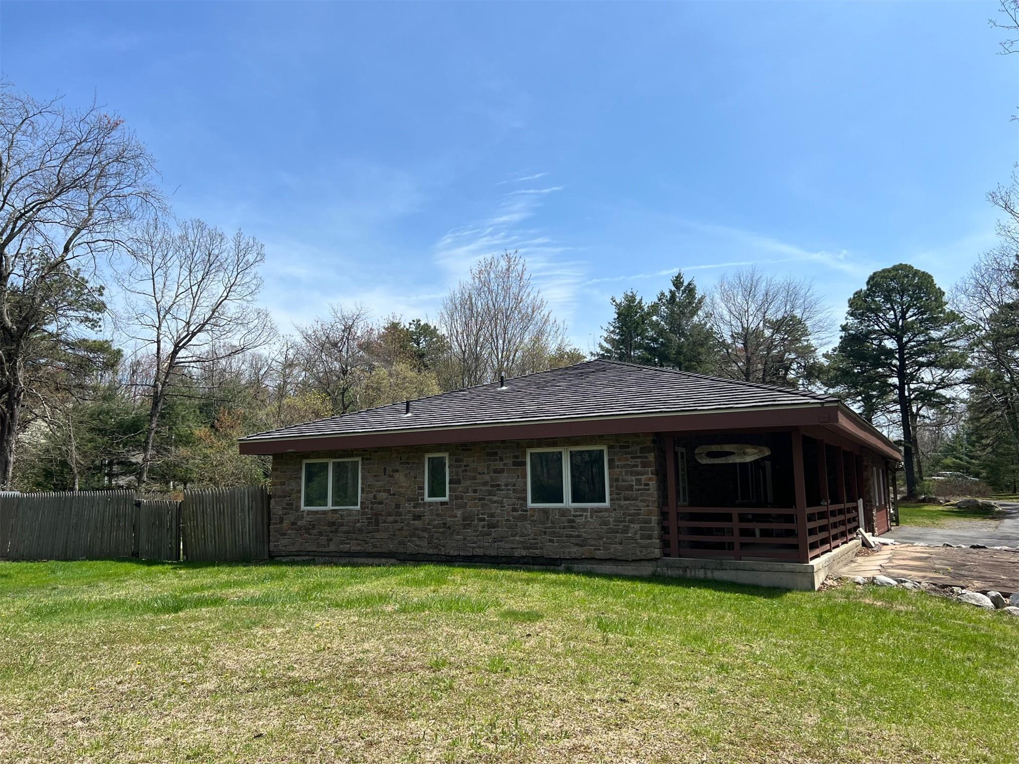Single Family Circle  Ulster County, NY 12420, MLS-855504-34