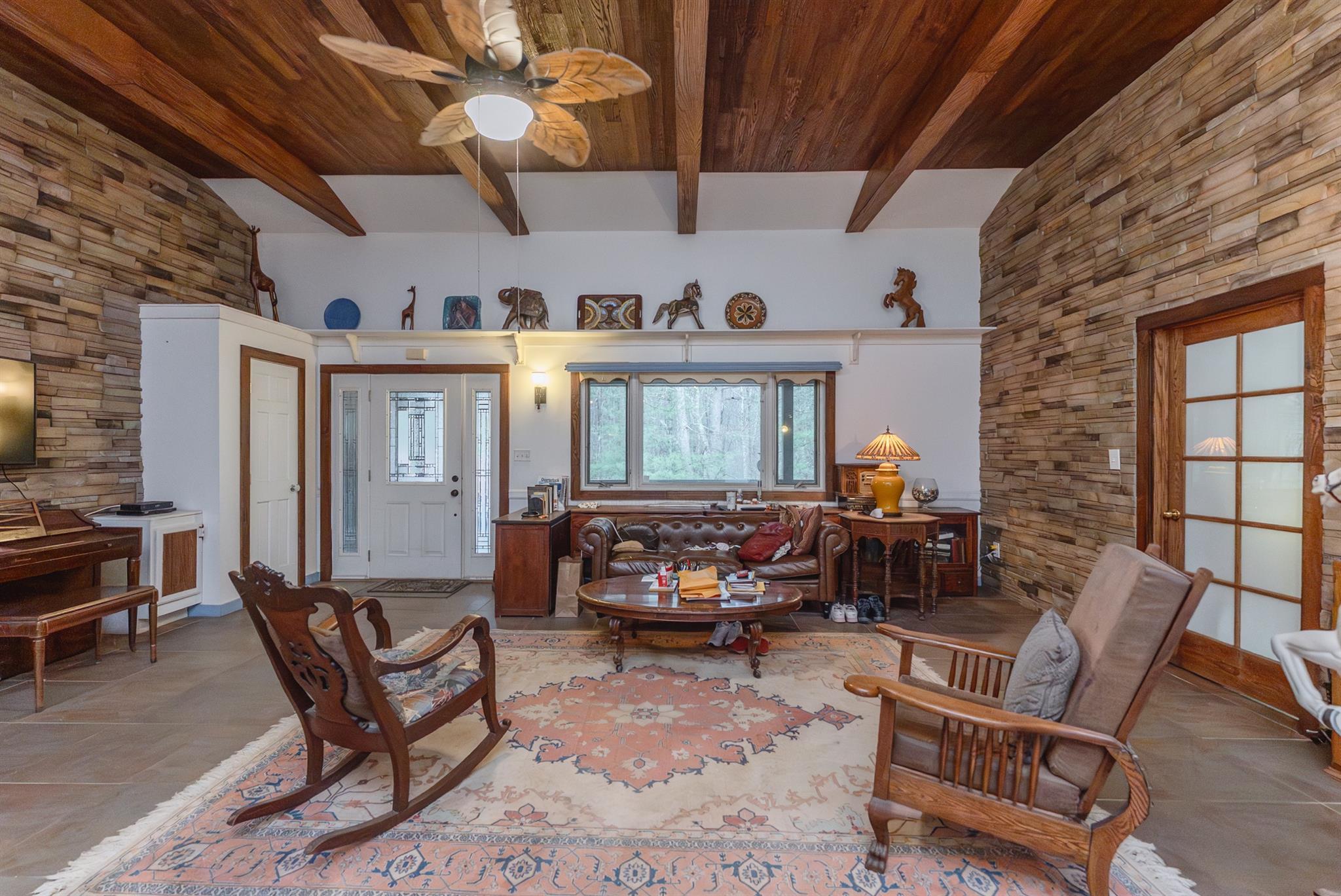 Single Family Circle  Ulster County, NY 12420, MLS-855504-5