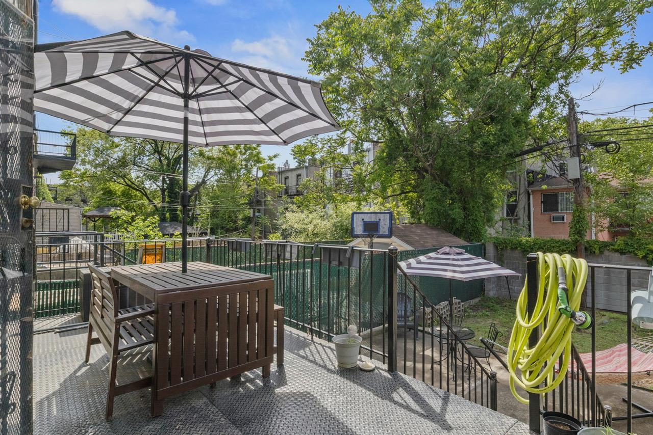 Single Family Cornelia Street  Brooklyn, NY 11237, MLS-855528-17