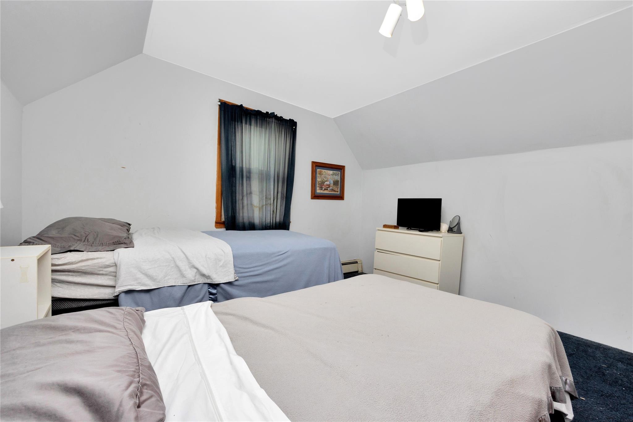 Single Family Avondale  Nassau County, NY 11581, MLS-855532-16