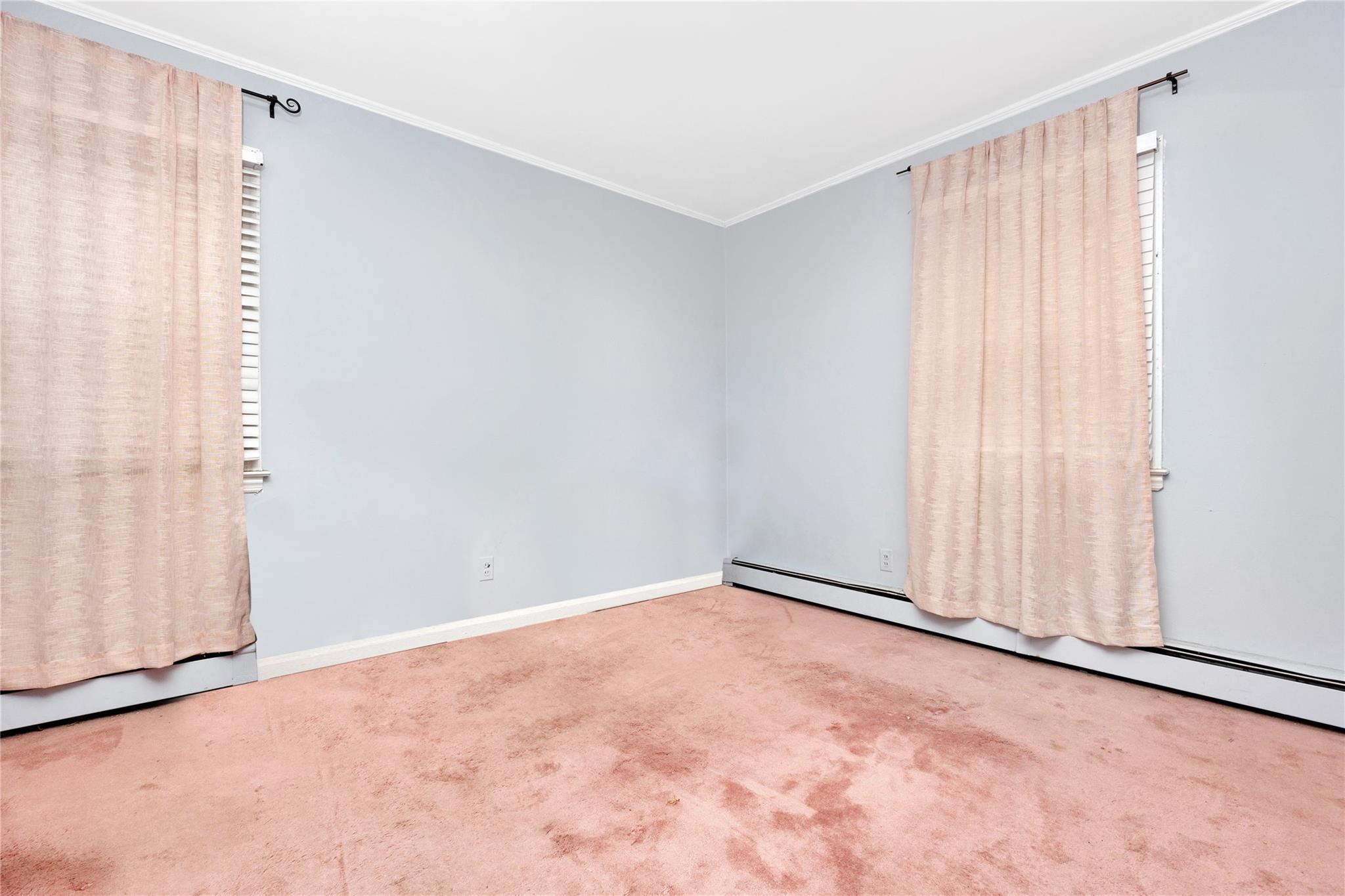 Single Family Avondale  Nassau County, NY 11581, MLS-855532-27