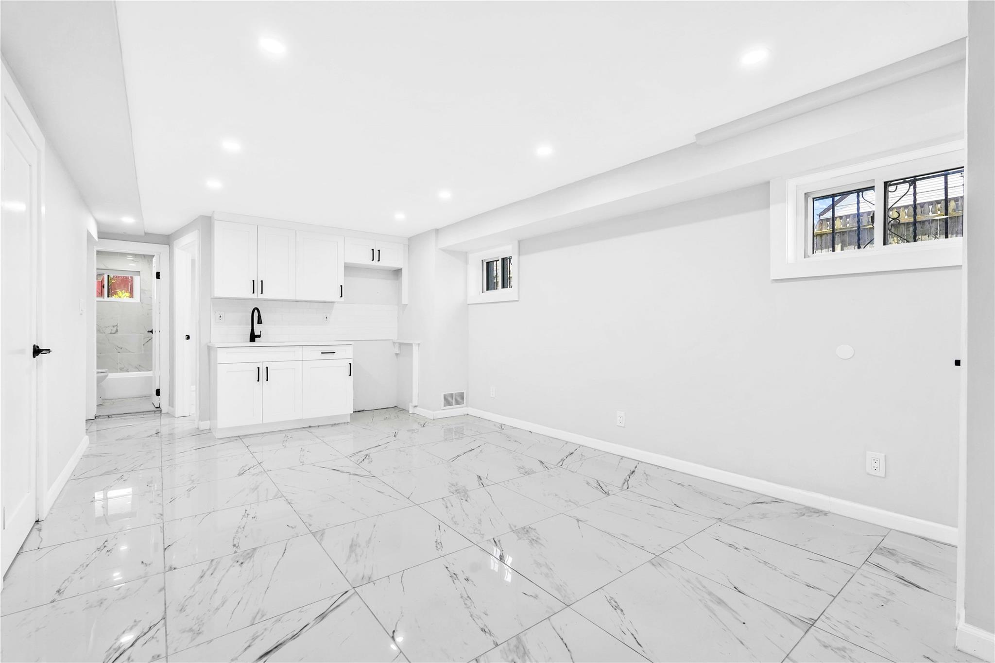 Single Family 134th  Queens, NY 11434, MLS-855537-10
