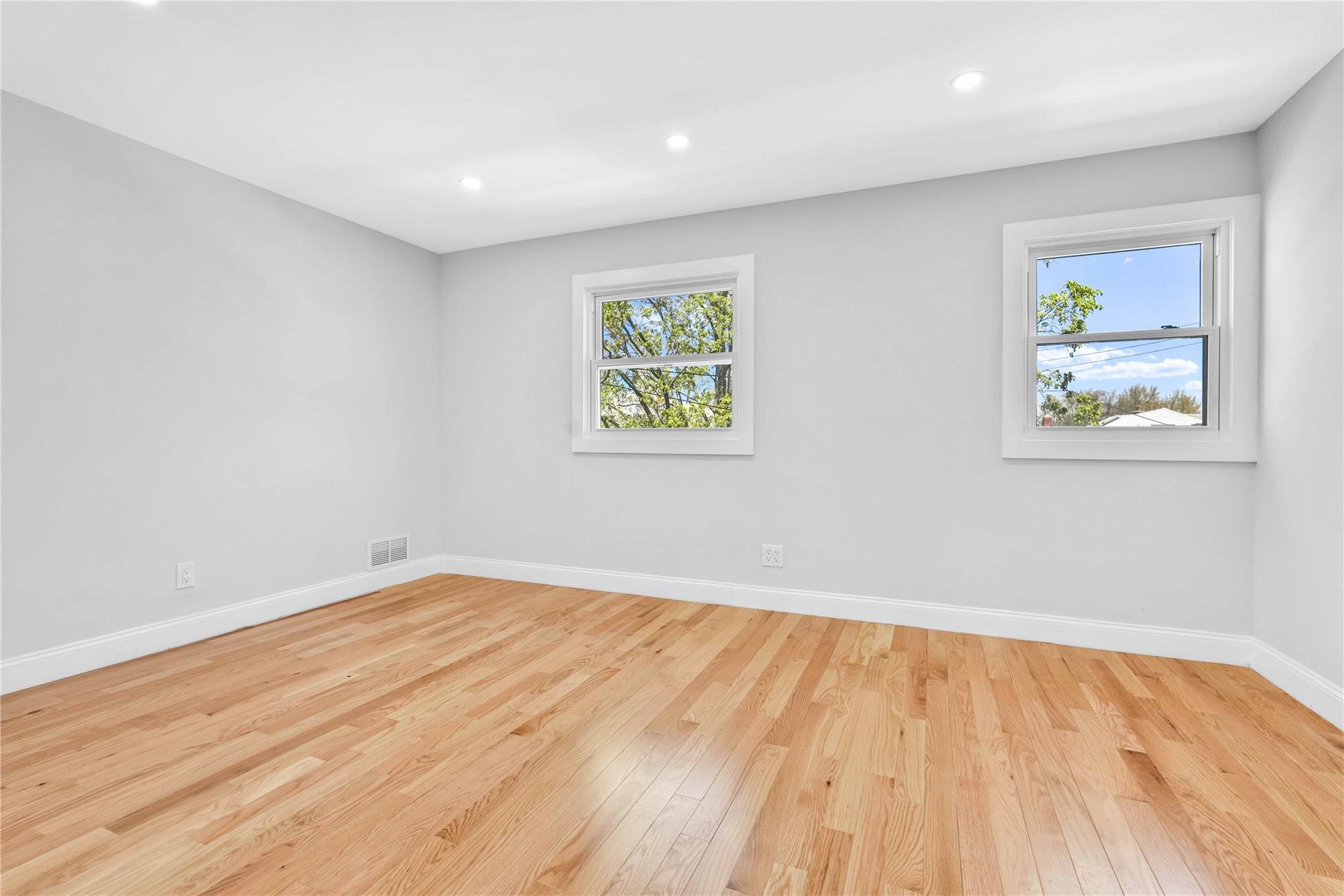 Single Family 134th  Queens, NY 11434, MLS-855537-22