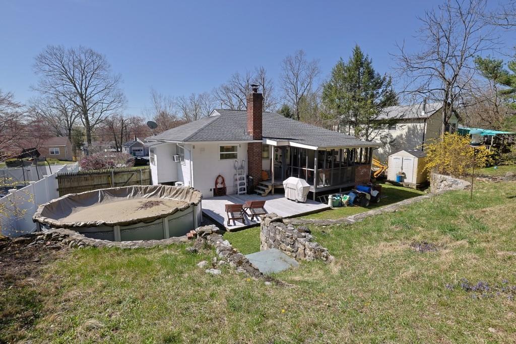 Single Family Aqueduct  Putnam County, NY 10524, MLS-855544-11