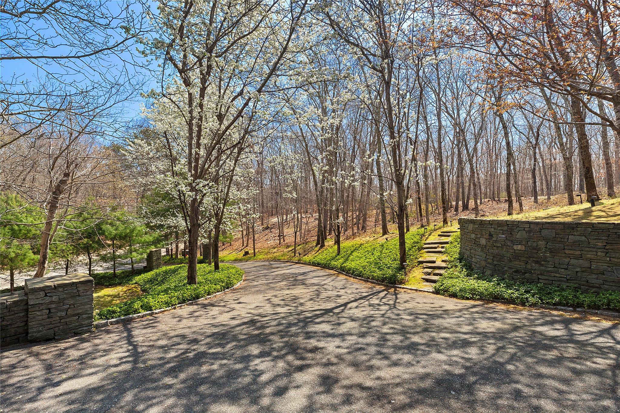 Single Family Noyack  Suffolk County, NY 11976, MLS-855545-4