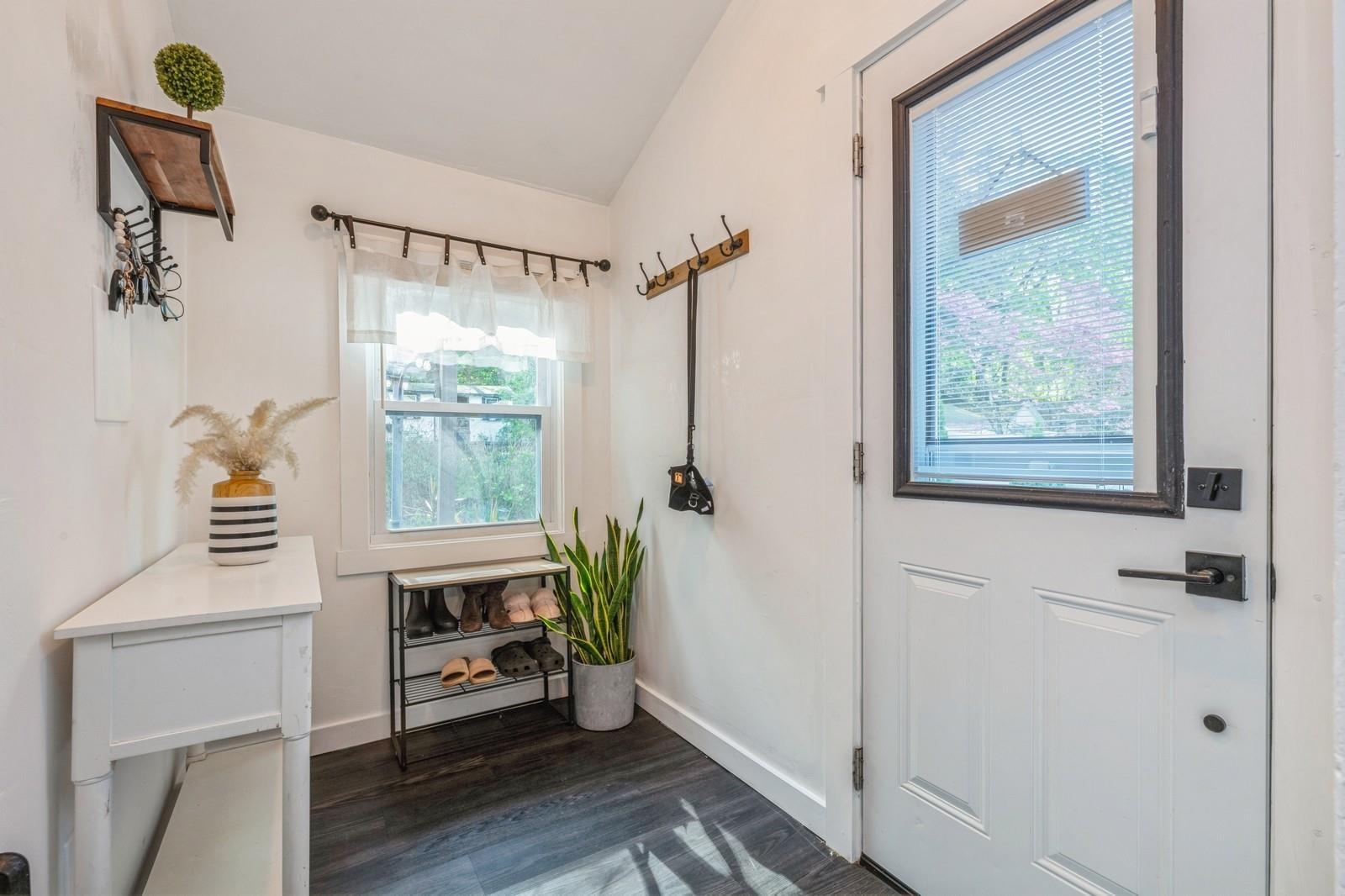 Single Family Summers  Nassau County, NY 11771, MLS-855567-10