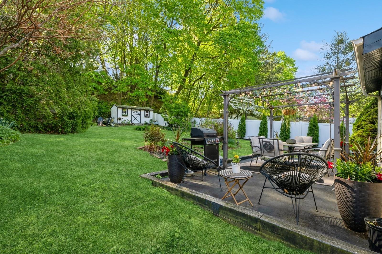 Single Family Summers  Nassau County, NY 11771, MLS-855567-19