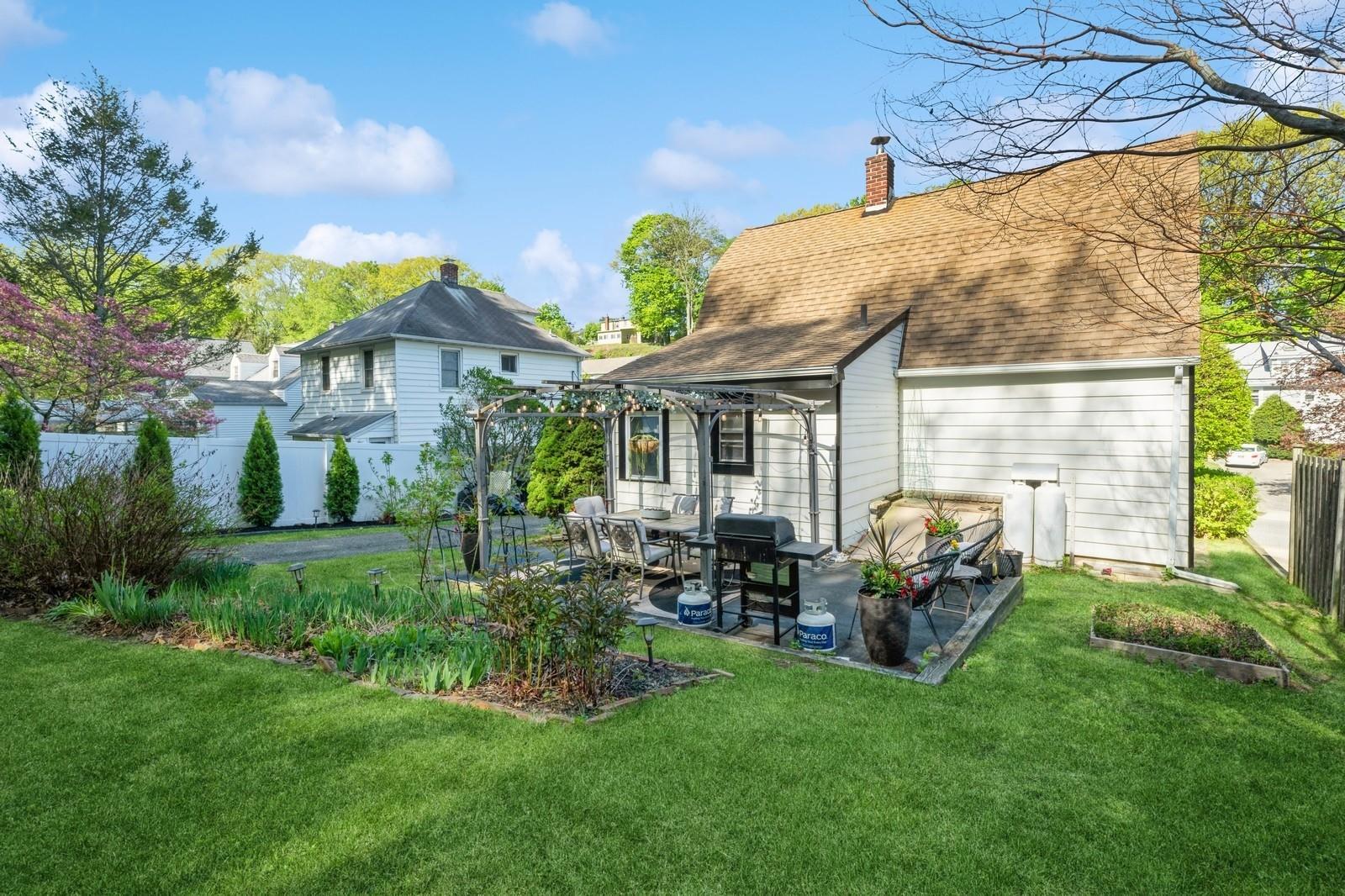 Single Family Summers  Nassau County, NY 11771, MLS-855567-28