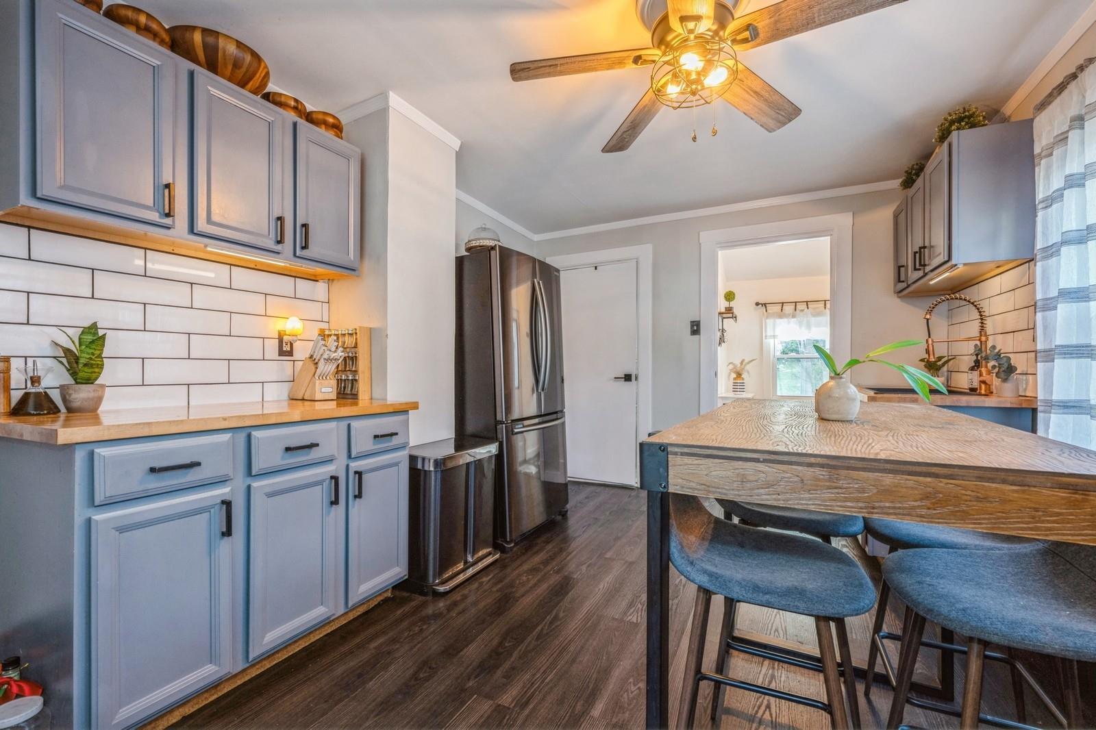 Single Family Summers  Nassau County, NY 11771, MLS-855567-8