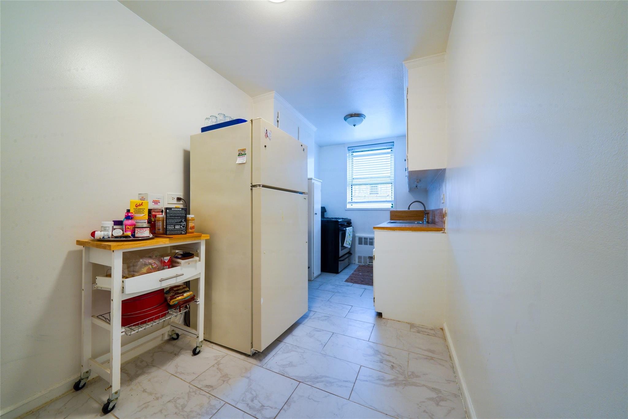 Coop Thieriot  Bronx, NY 10460, MLS-855580-9