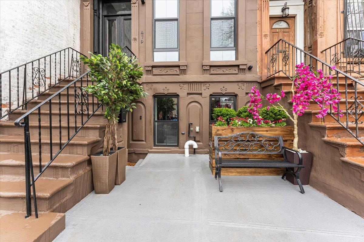 Single Family Hancock  Brooklyn, NY 11233, MLS-855588-27