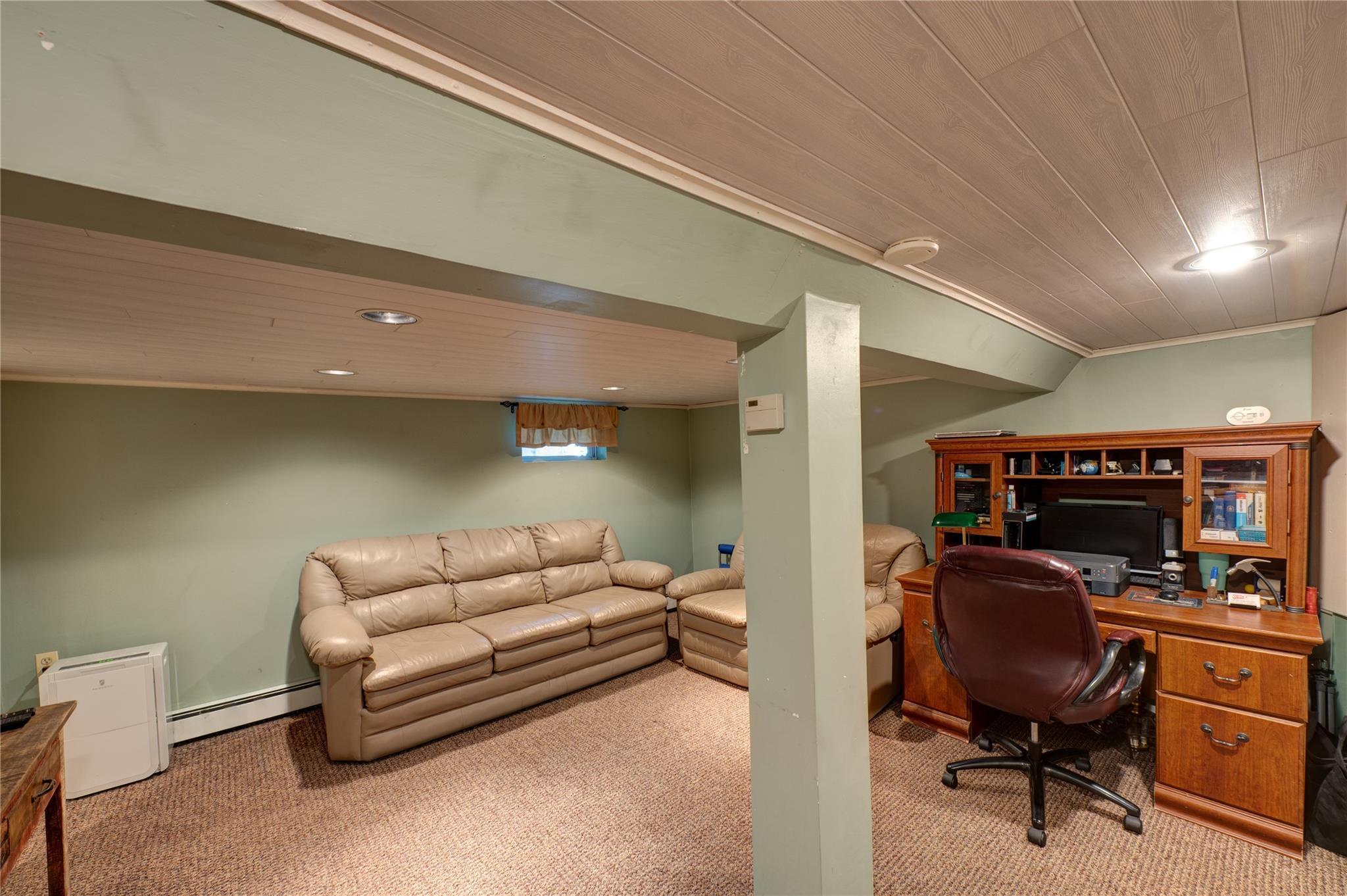 Single Family Linden  Nassau County, NY 11710, MLS-855595-20