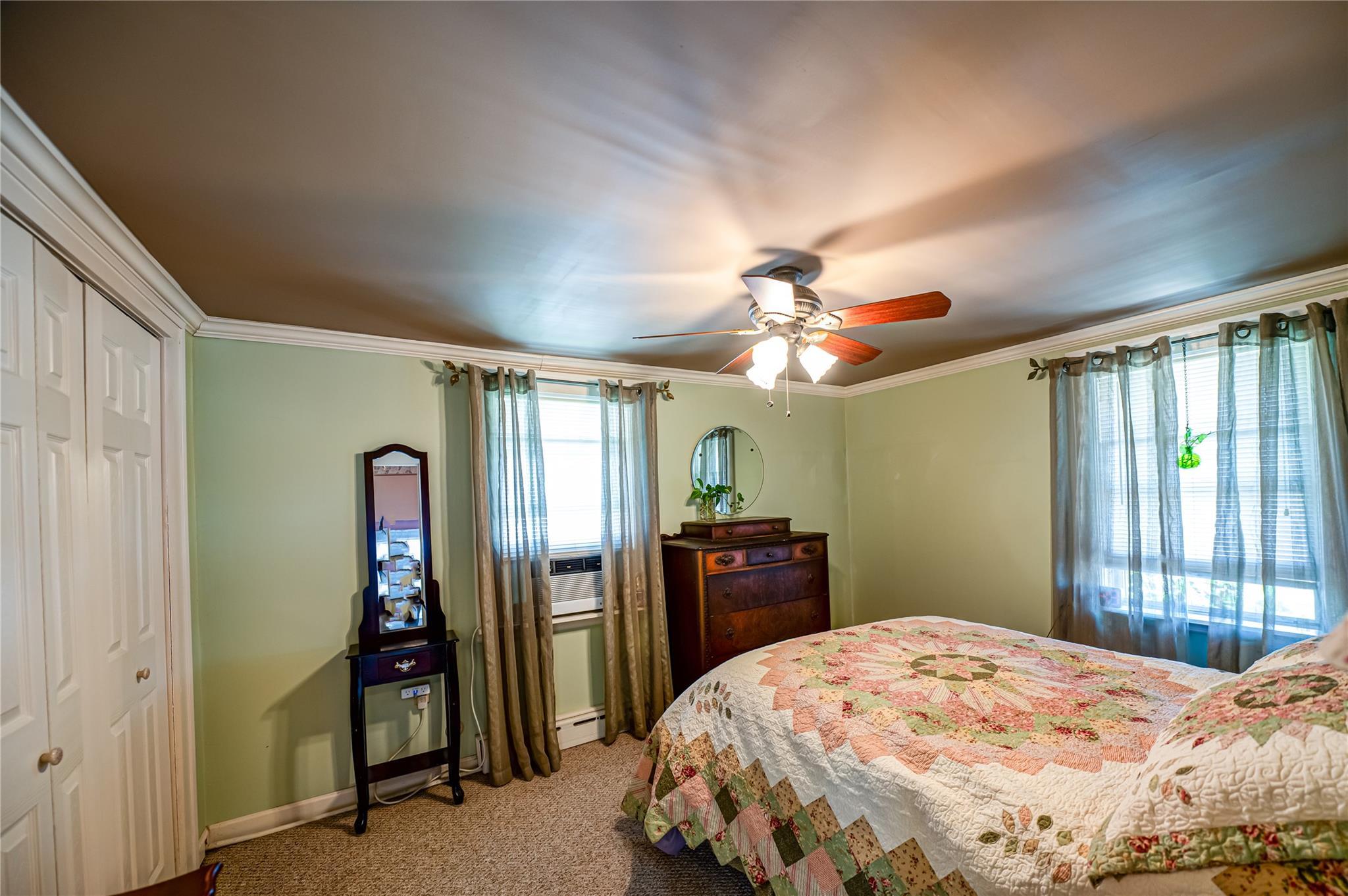 Single Family Linden  Nassau County, NY 11710, MLS-855595-23
