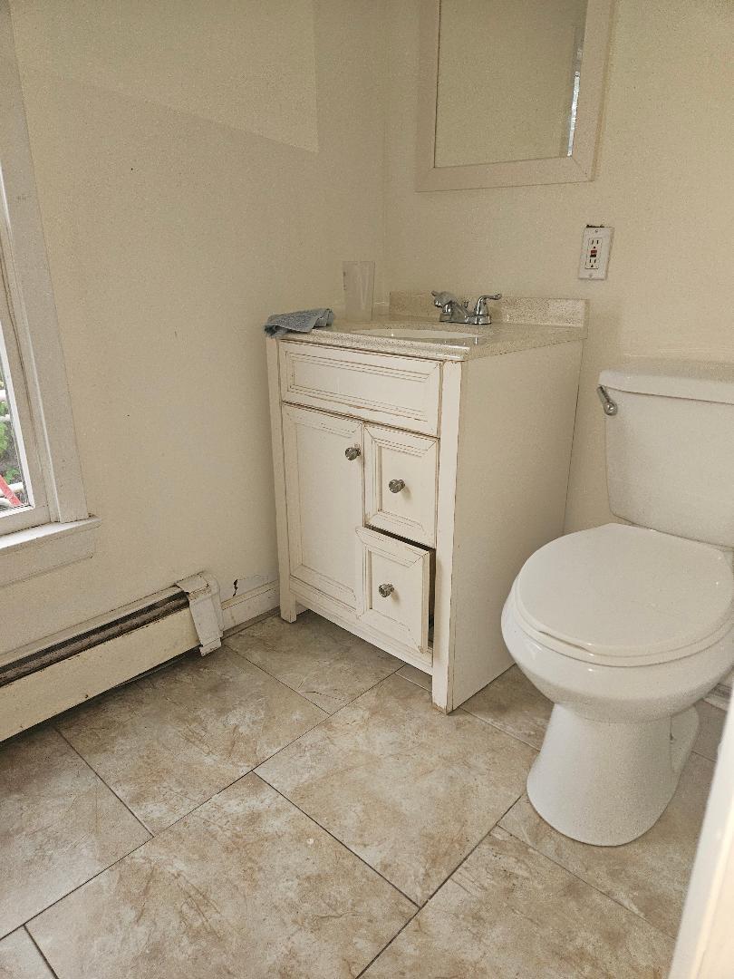 Single Family 17th  Suffolk County, NY 11704, MLS-855598-26