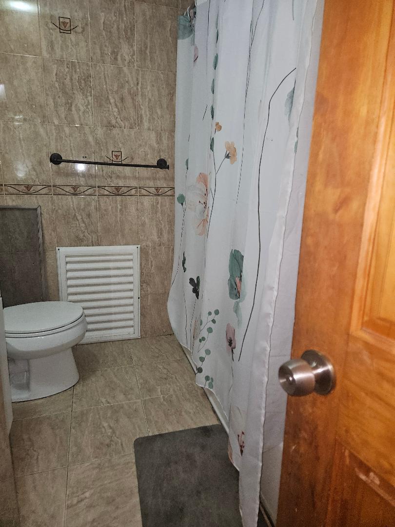 Single Family 17th  Suffolk County, NY 11704, MLS-855598-6