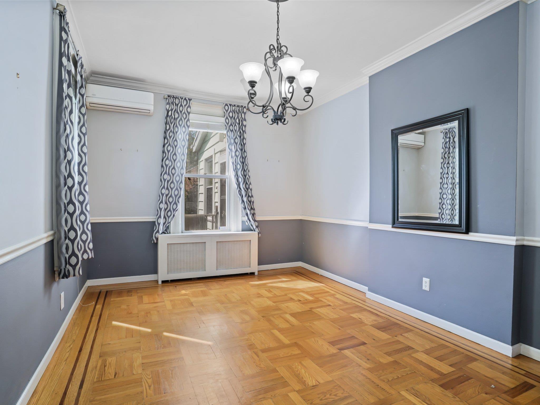 Single Family 239th  Bronx, NY 10470, MLS-855614-14