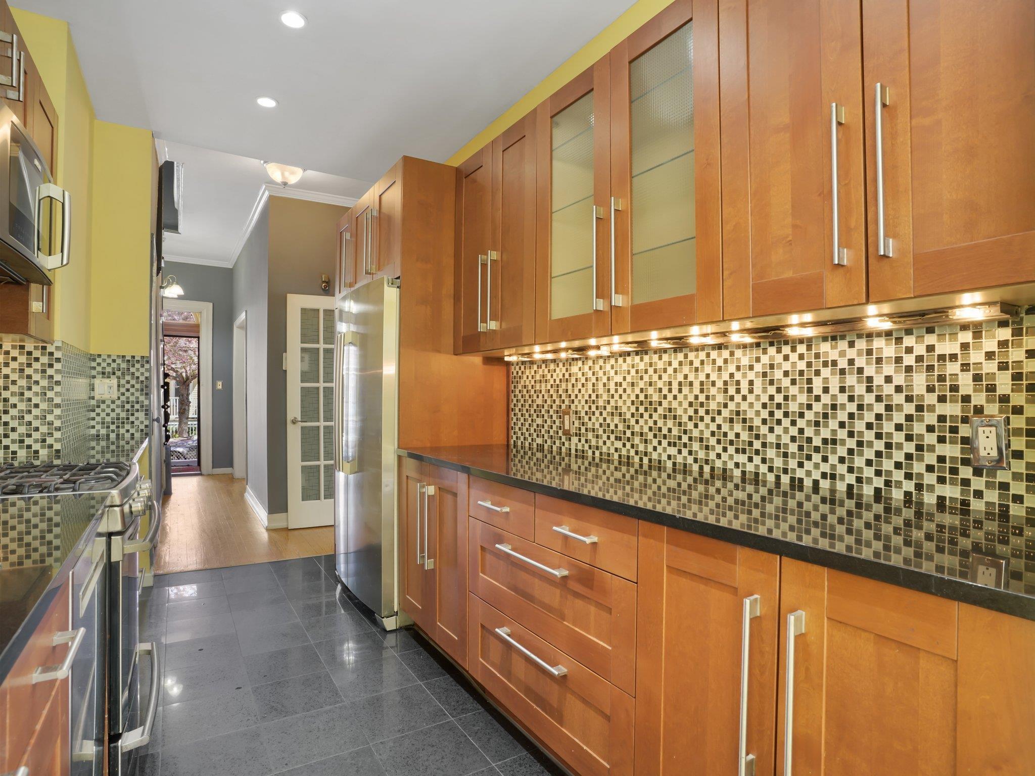 Single Family 239th  Bronx, NY 10470, MLS-855614-19